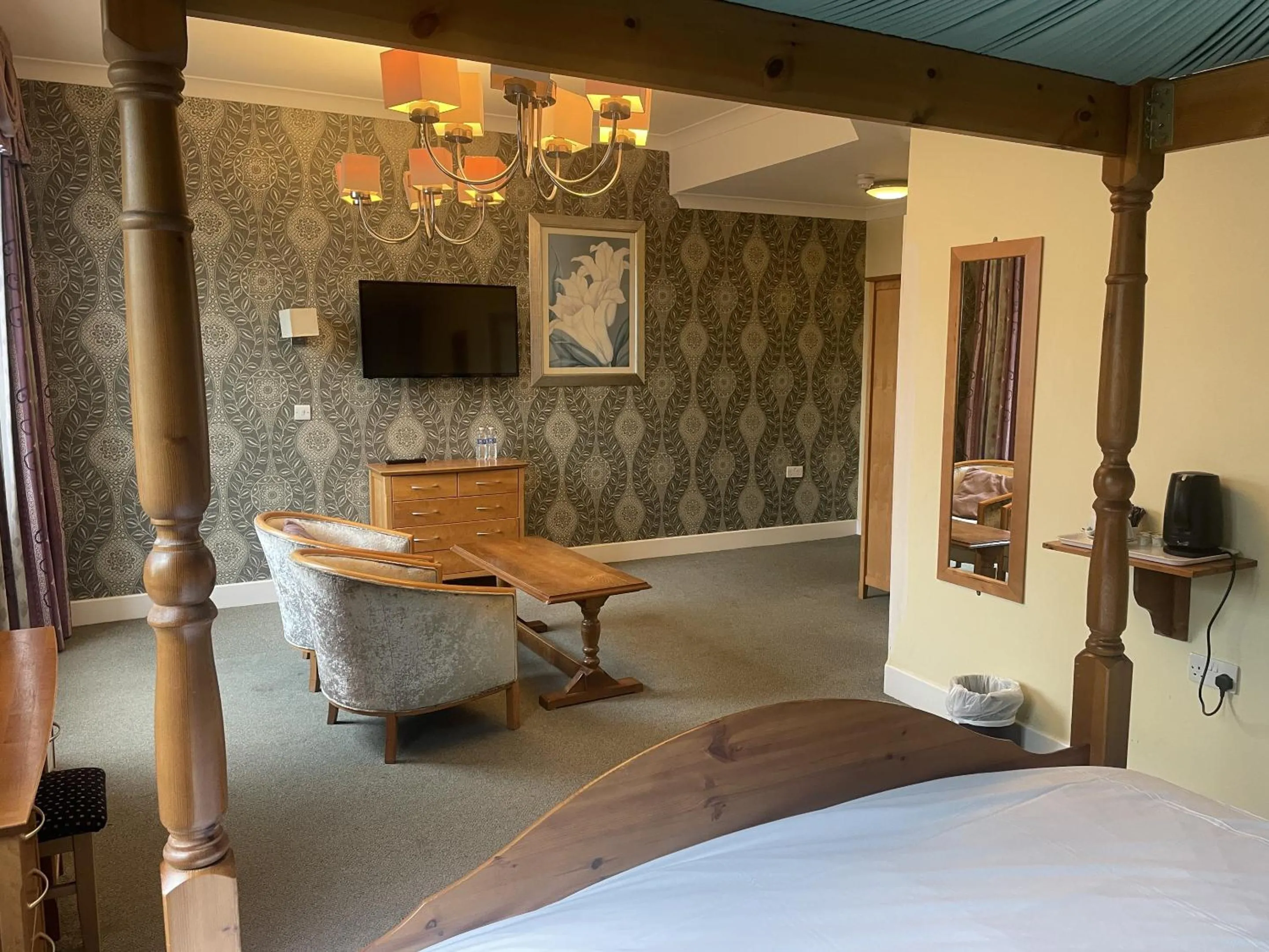 Bedroom, Bed in Hotel 1843 Reading