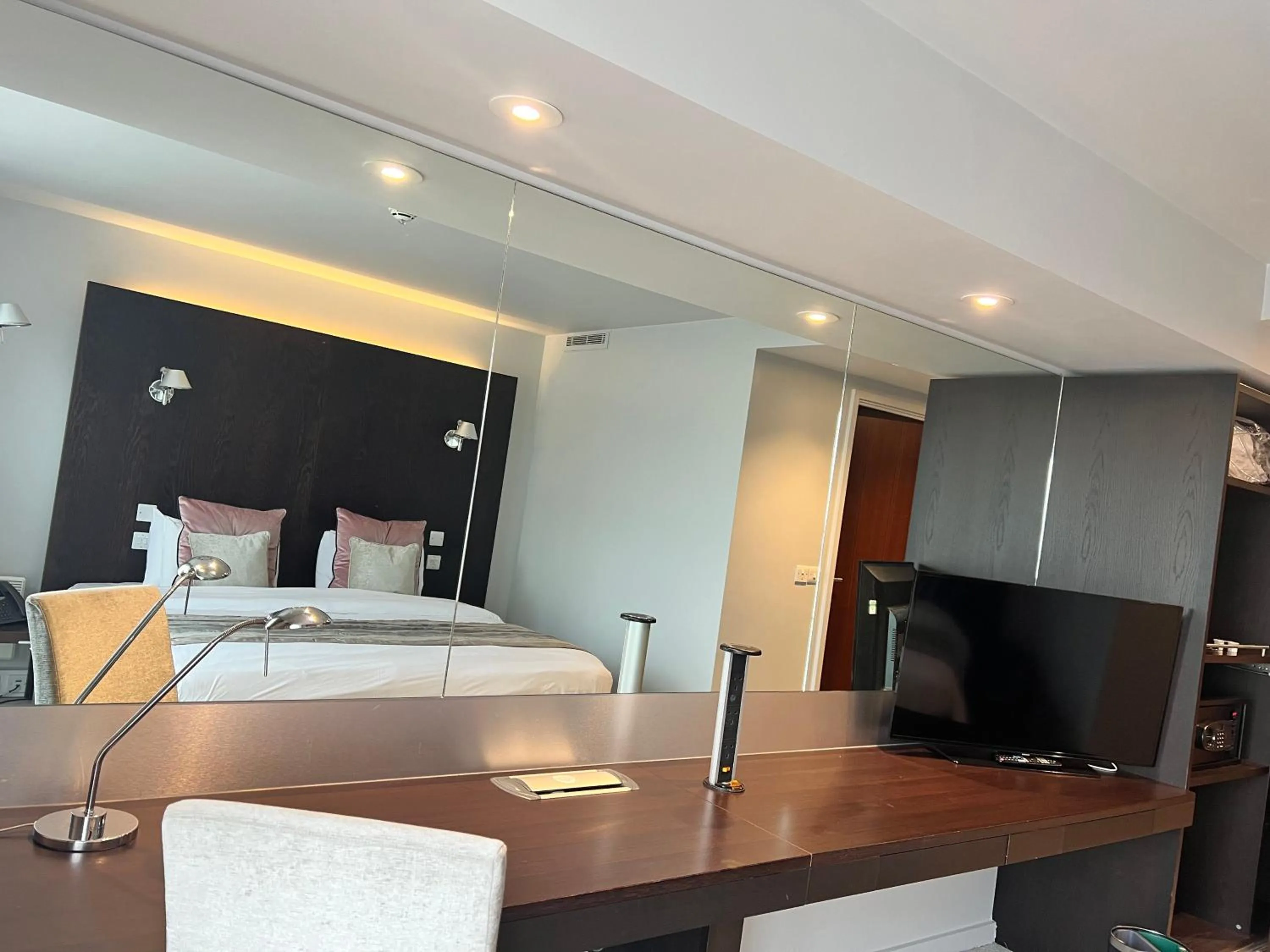 Bedroom, Bed in Conference Aston Hotel - Birmingham City