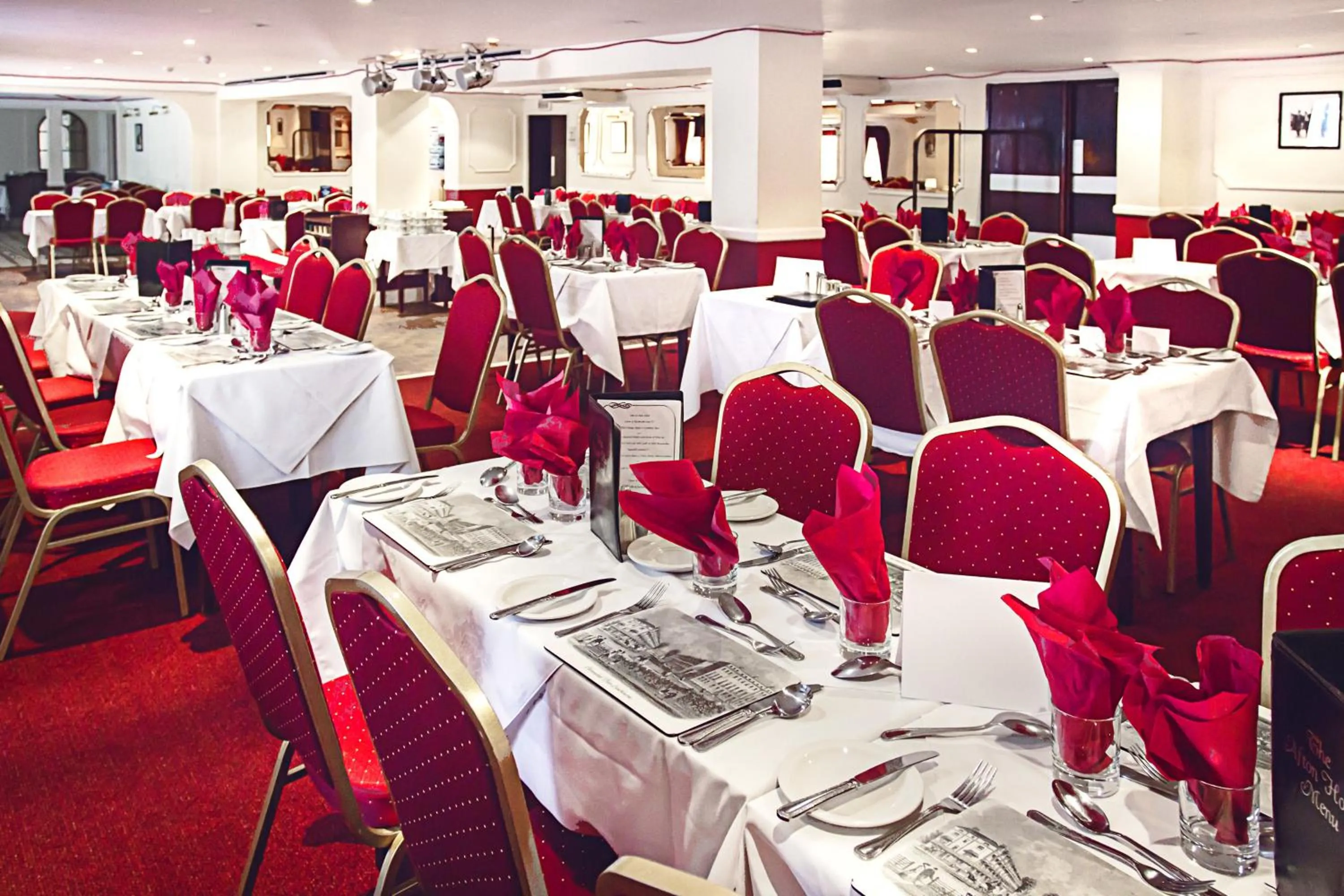 Restaurant/places to eat in Afton Hotel