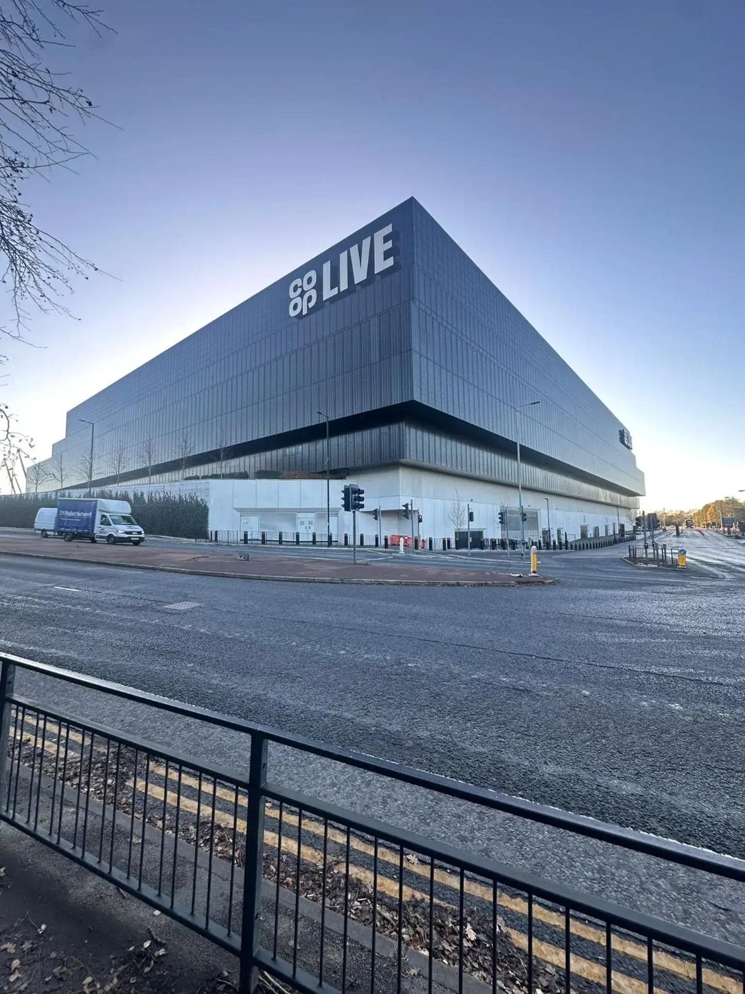 Property building in Hendham House - Near Etihad Stadium, CoOp Live Arena, AO Arena, Piccadilly Train Station & Manchester City Centre Property building in Hendham House - Near Etihad Stadium, CoOp Live Arena, AO Arena, Piccadilly Train Station & Manchester City Centre