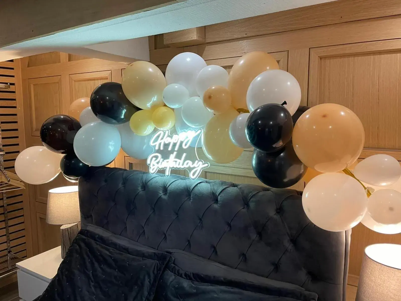 room service in Hendham House - Near Etihad Stadium, CoOp Live Arena, AO Arena, Piccadilly Train Station & Manchester City Centre room service in Hendham House - Near Etihad Stadium, CoOp Live Arena, AO Arena, Piccadilly Train Station & Manchester City Centre