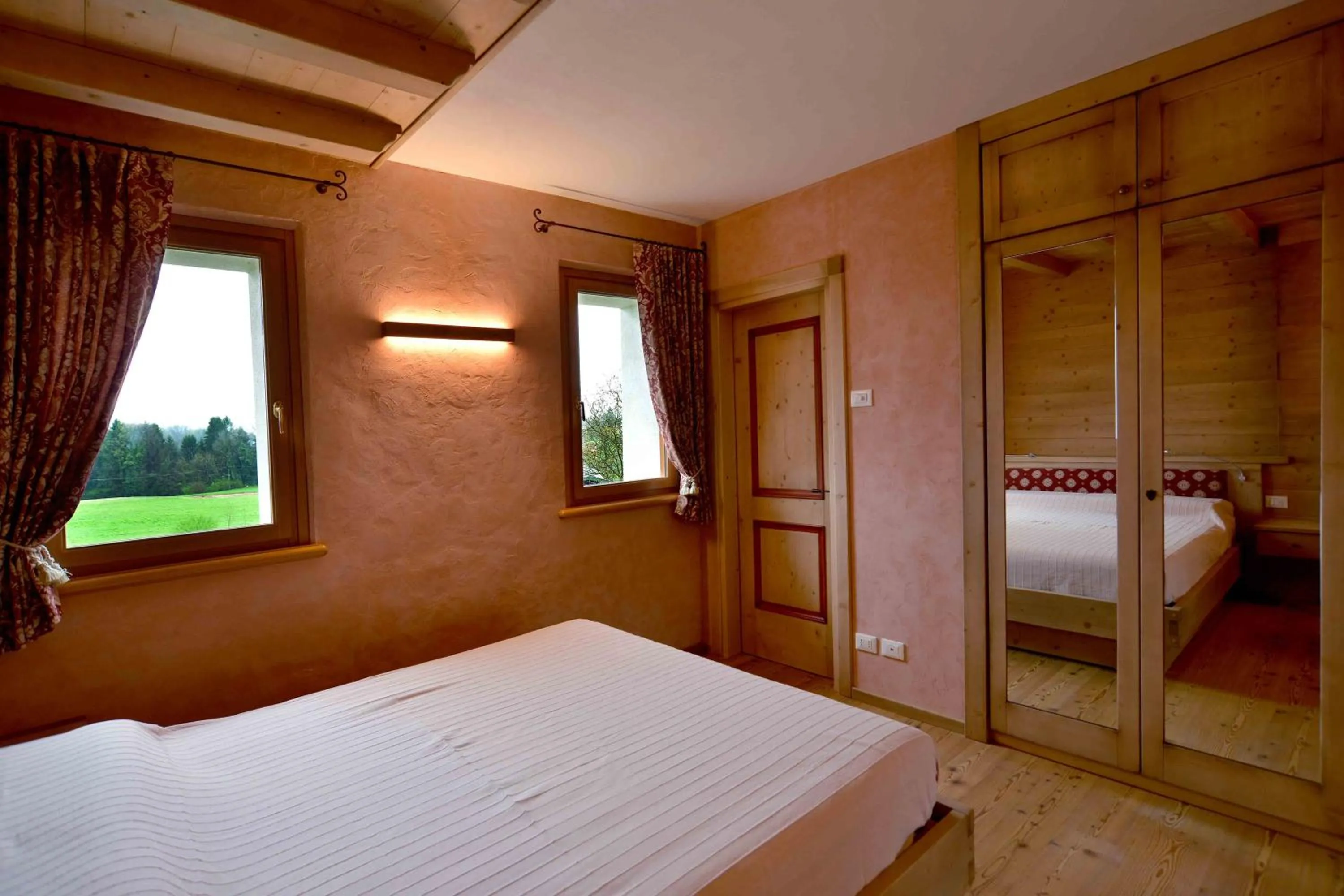 Photo of the whole room, Bed in Antico fienile