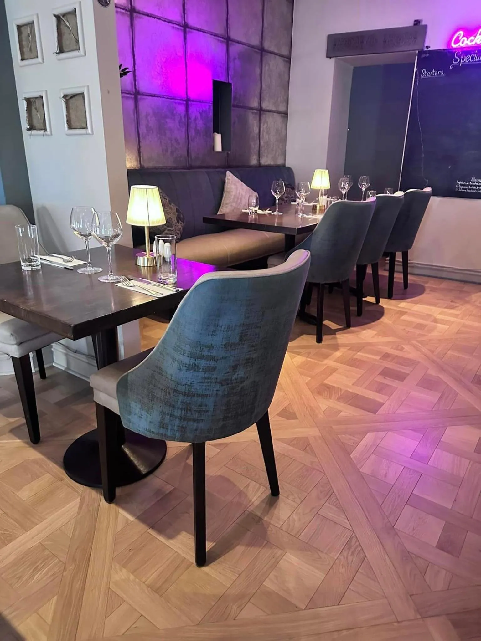 Restaurant/places to eat in Headfort Arms Hotel