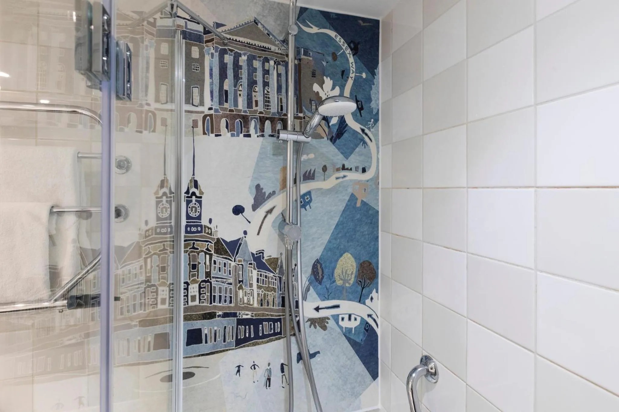 Bathroom in Holiday Inn Brentwood by IHG