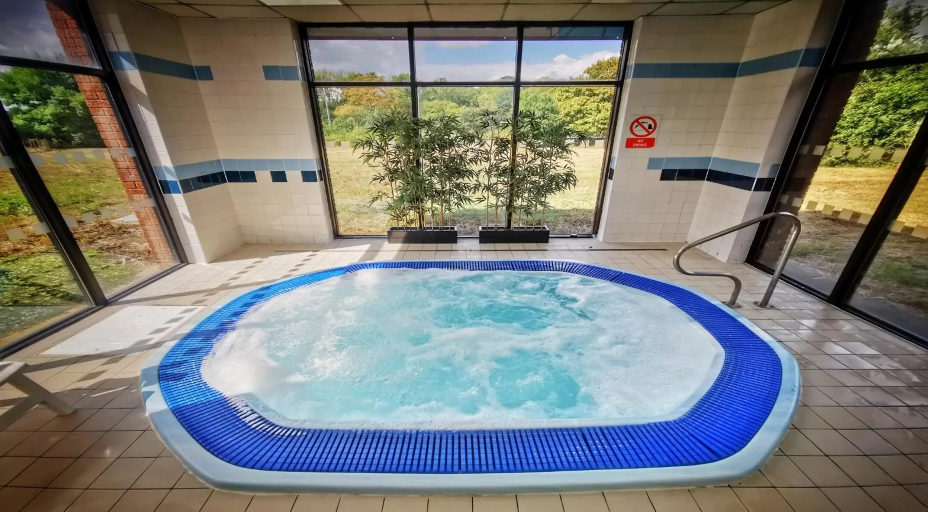 Swimming pool in Holiday Inn Brentwood by IHG Swimming pool in Holiday Inn Brentwood by IHG
