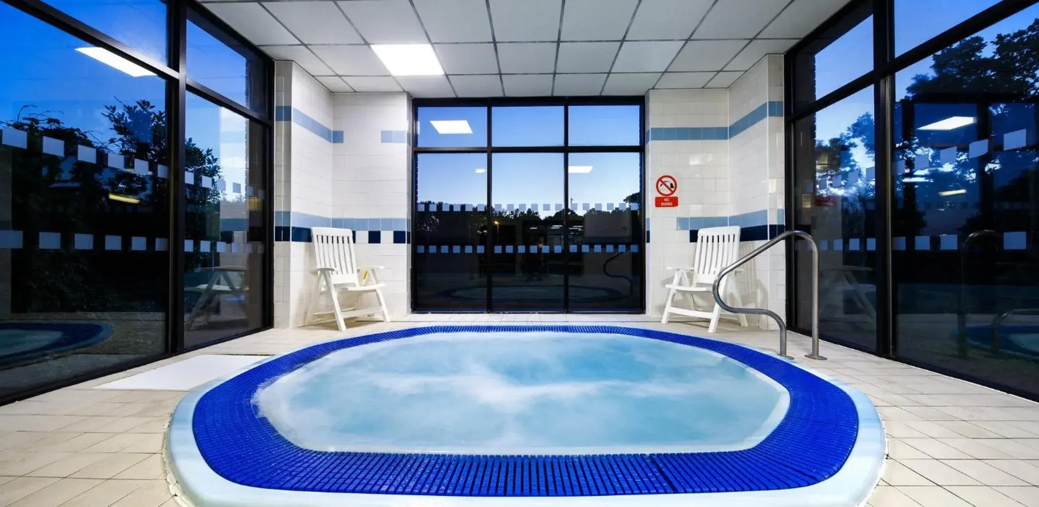 Swimming pool in Holiday Inn Brentwood by IHG Swimming pool in Holiday Inn Brentwood by IHG