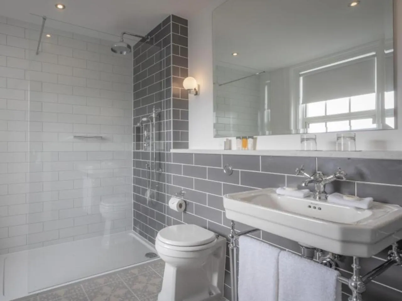 Shower in The Hardiman