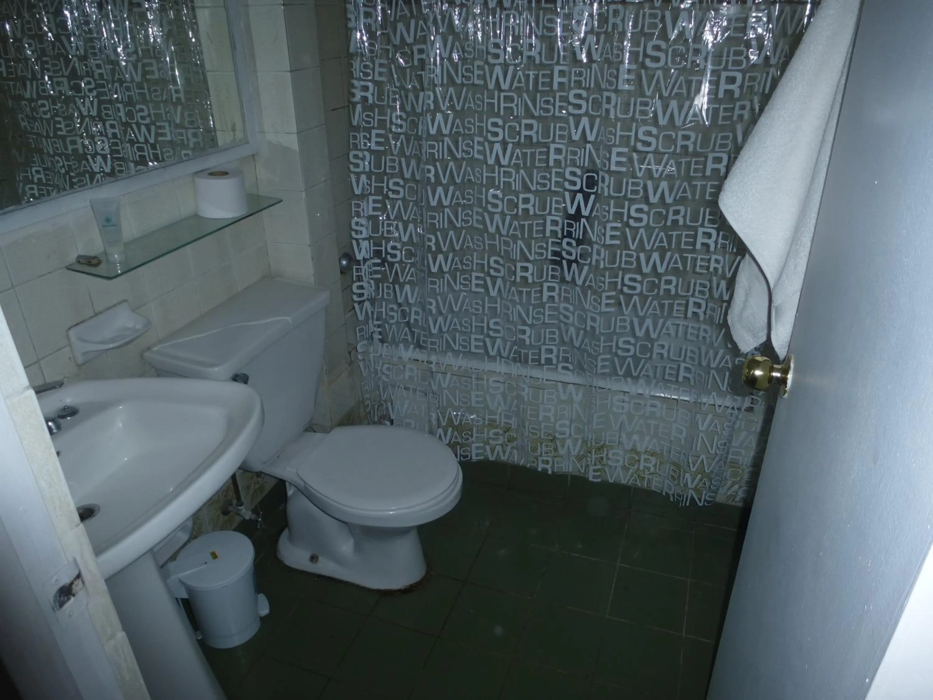 Bathroom in Departamento Borgoño