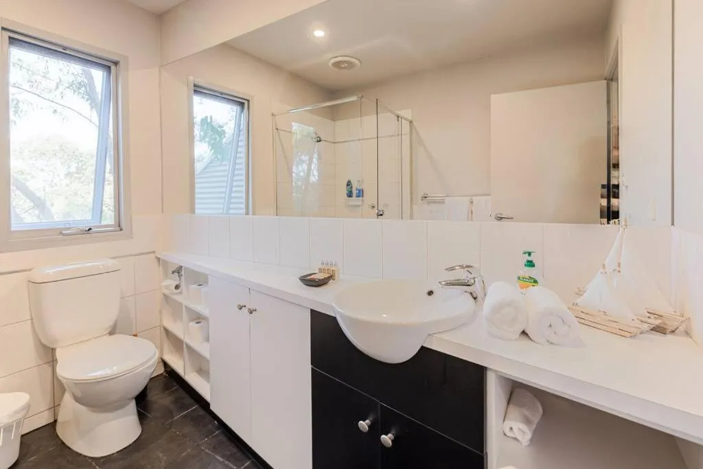 Lorne Luxury