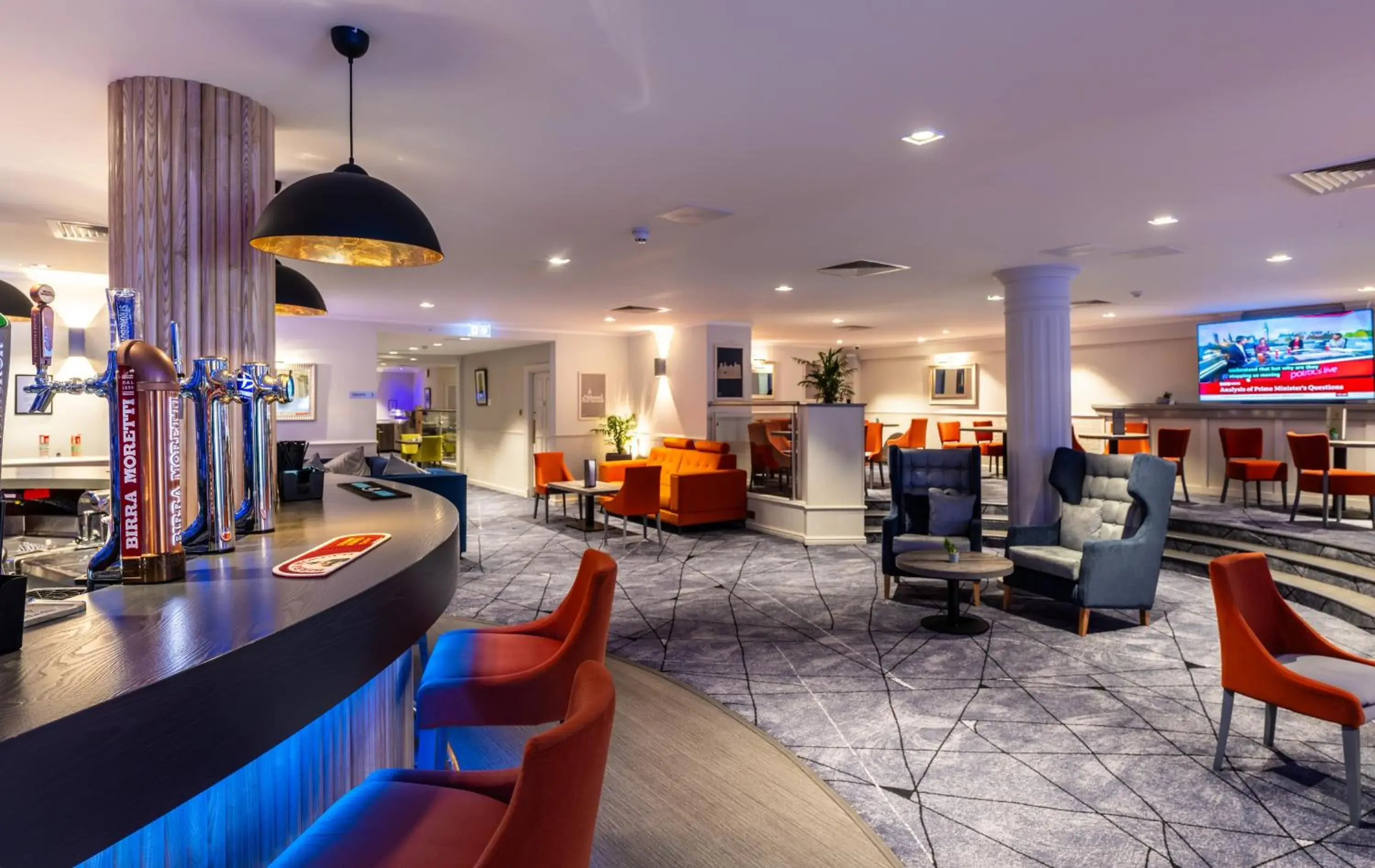 Lounge or bar in Copthorne Aberdeen Hotel Lounge or bar in Copthorne Aberdeen Hotel