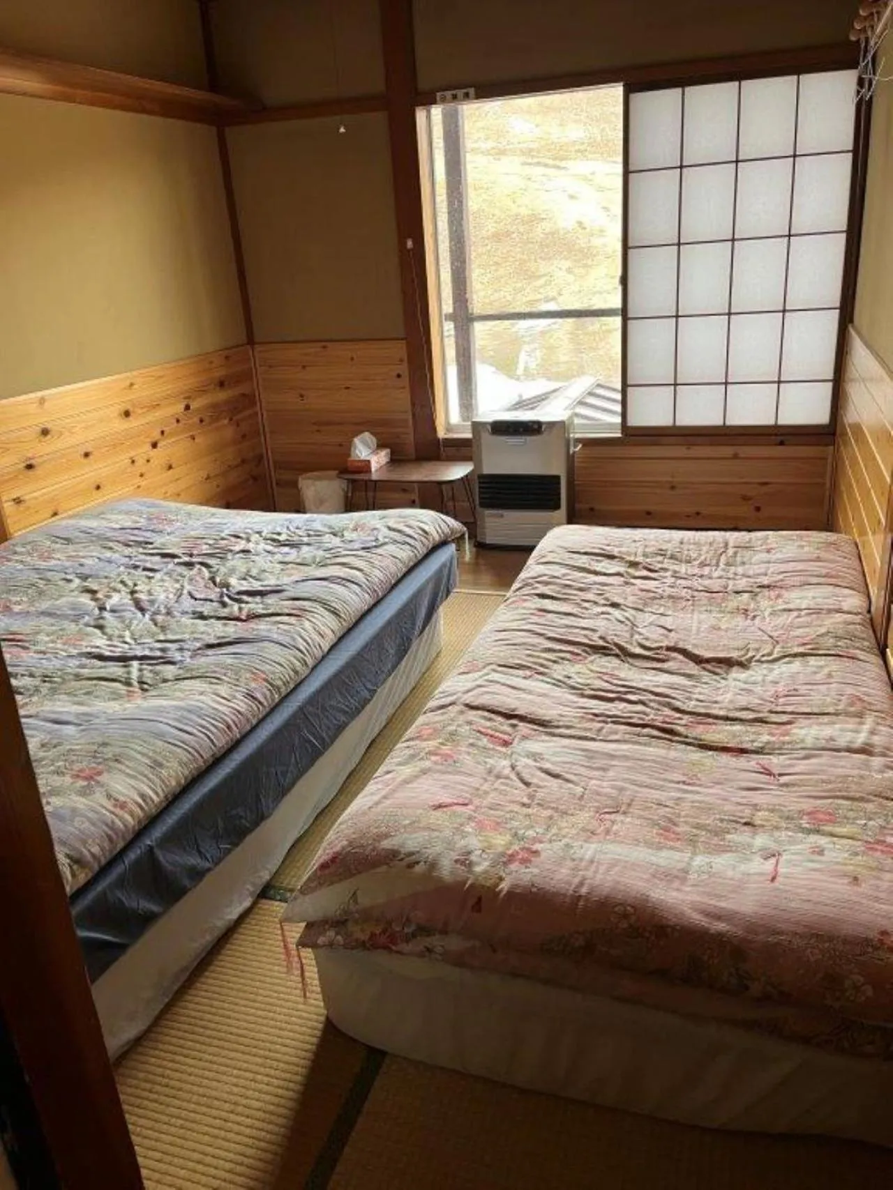 Bed in Futago Cabin