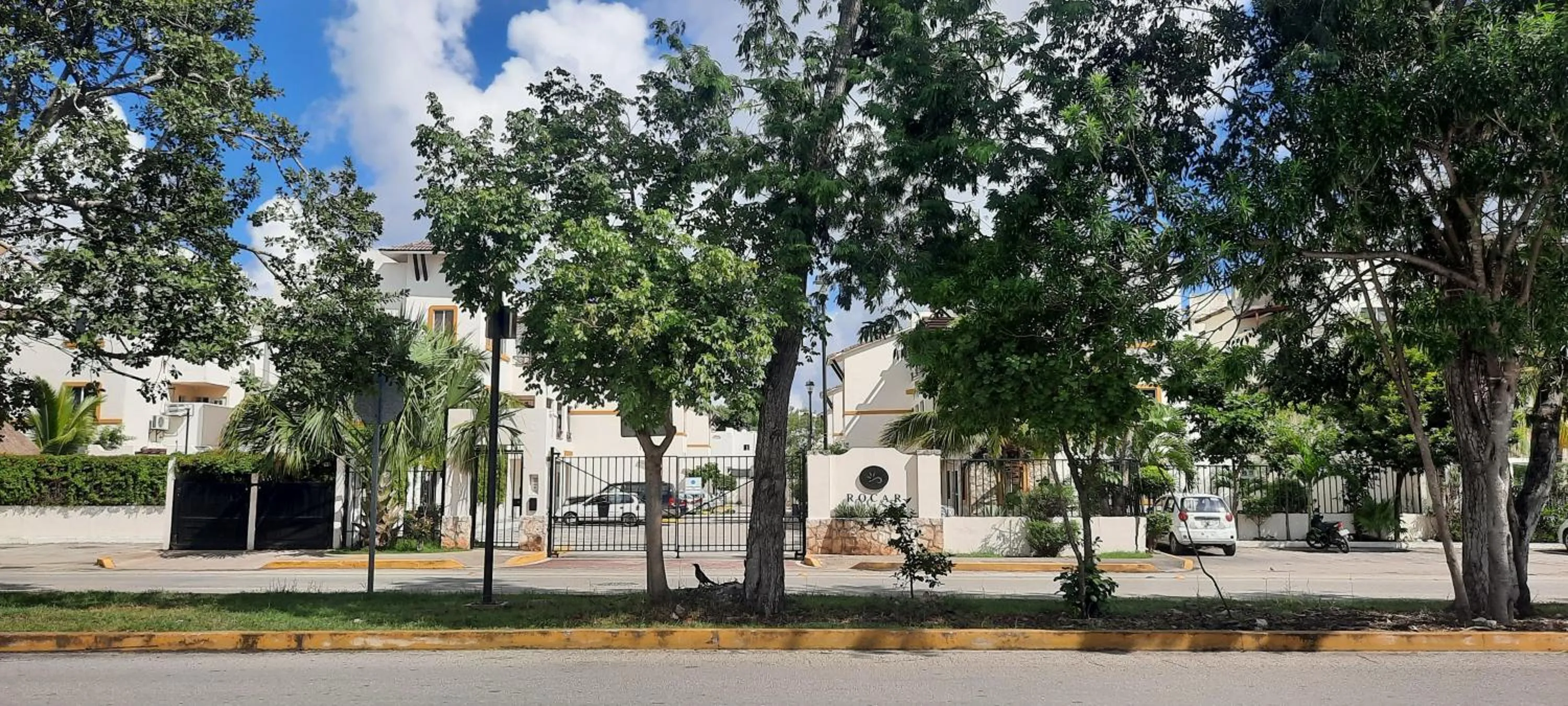 Facade/entrance in Apartamento En Fraccionamiento Privado 6 Personas, 5 Camas, Piscina cerca de la Playa