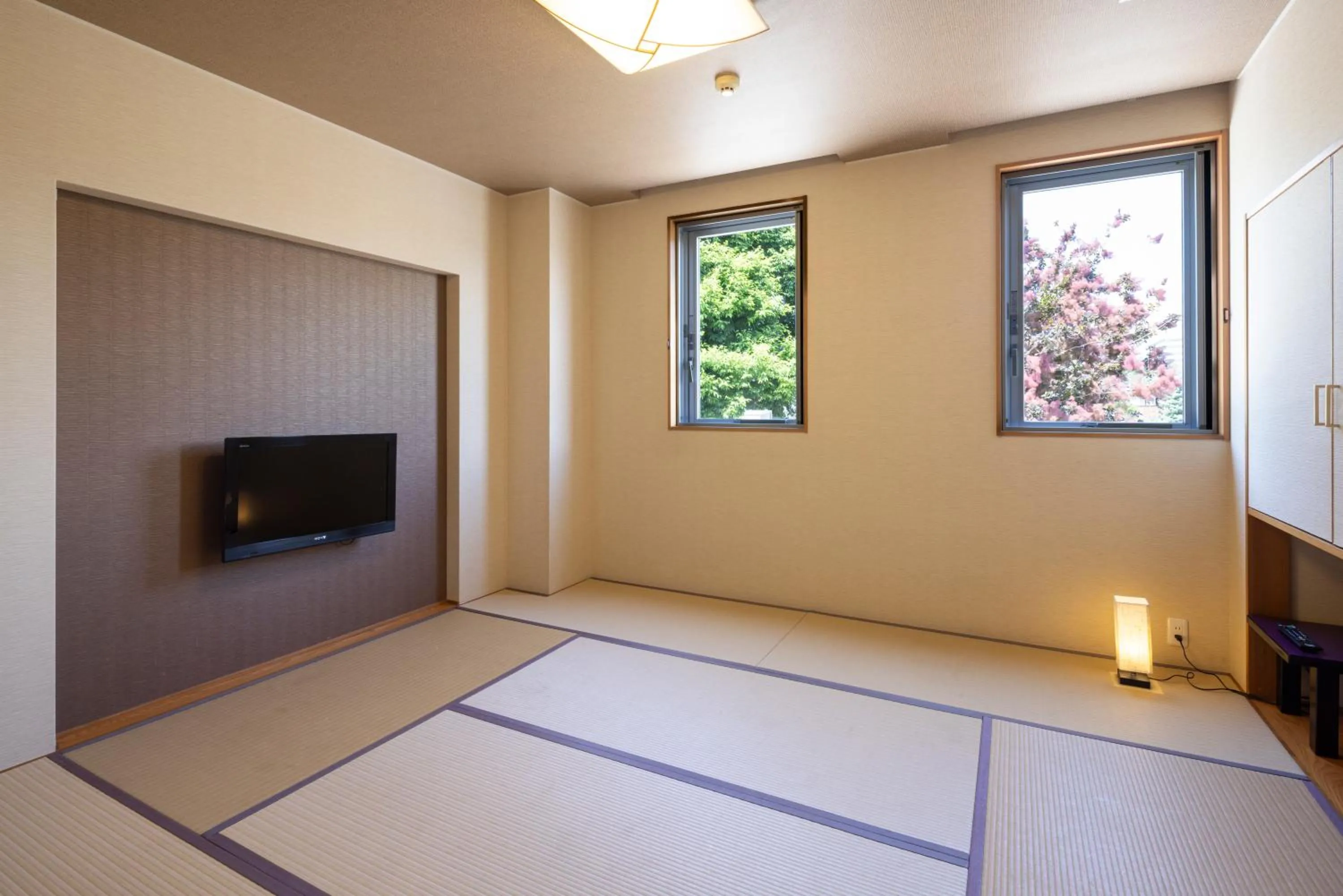 Photo of the whole room, Bed in Kiryu Grand Hotel