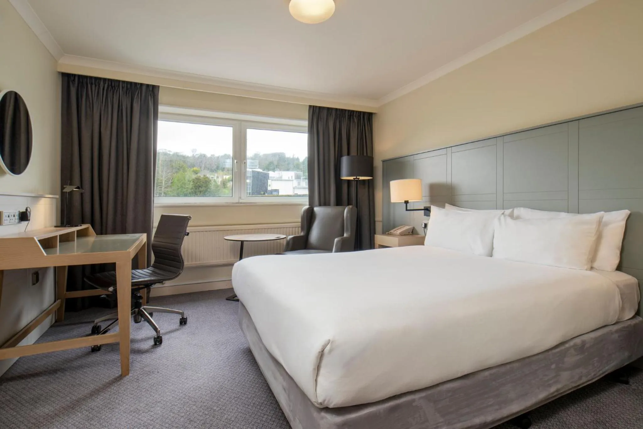 Photo of the whole room, Bed in Holiday Inn Edinburgh Zoo by IHG
