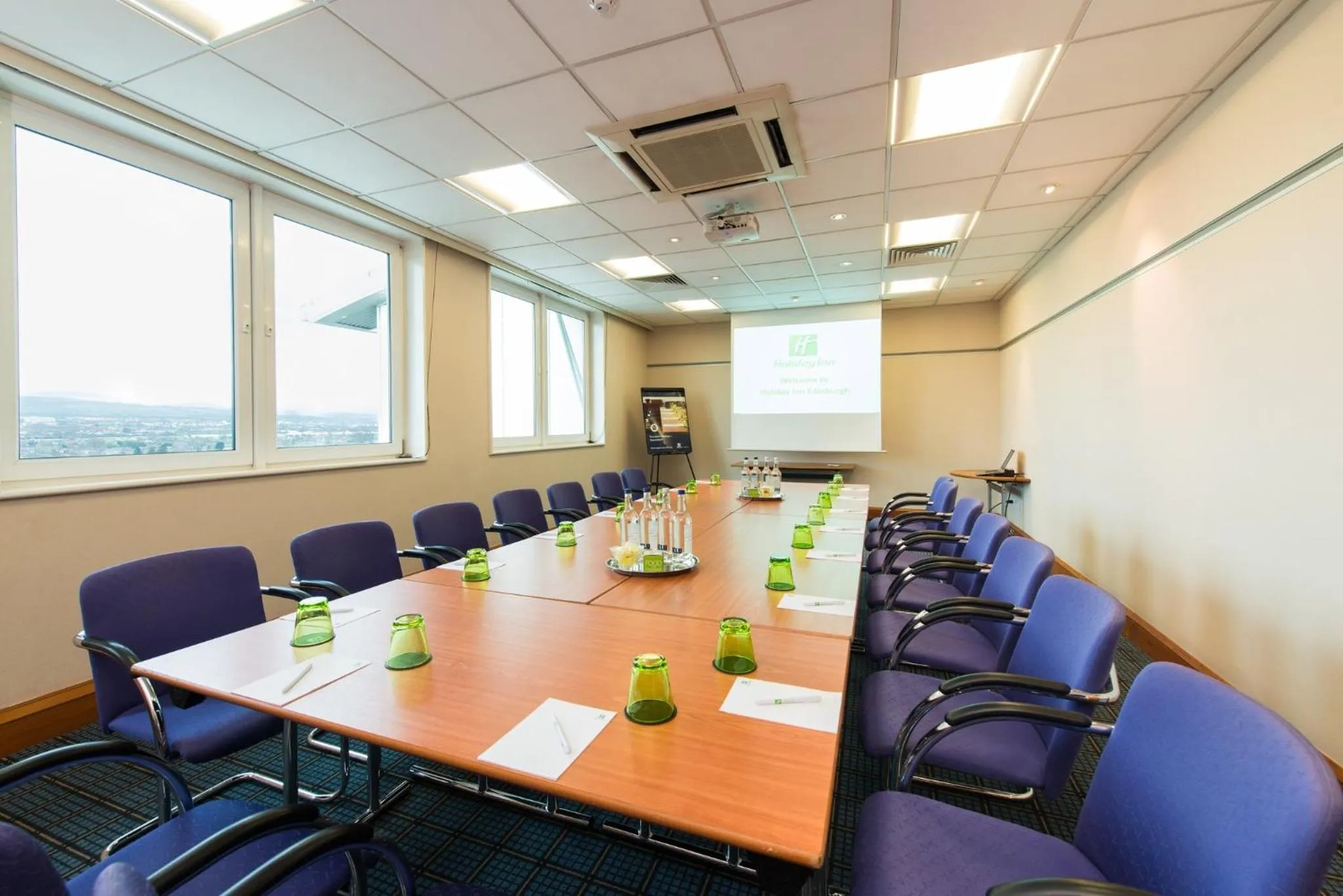 Meeting/conference room in Holiday Inn Edinburgh Zoo by IHG