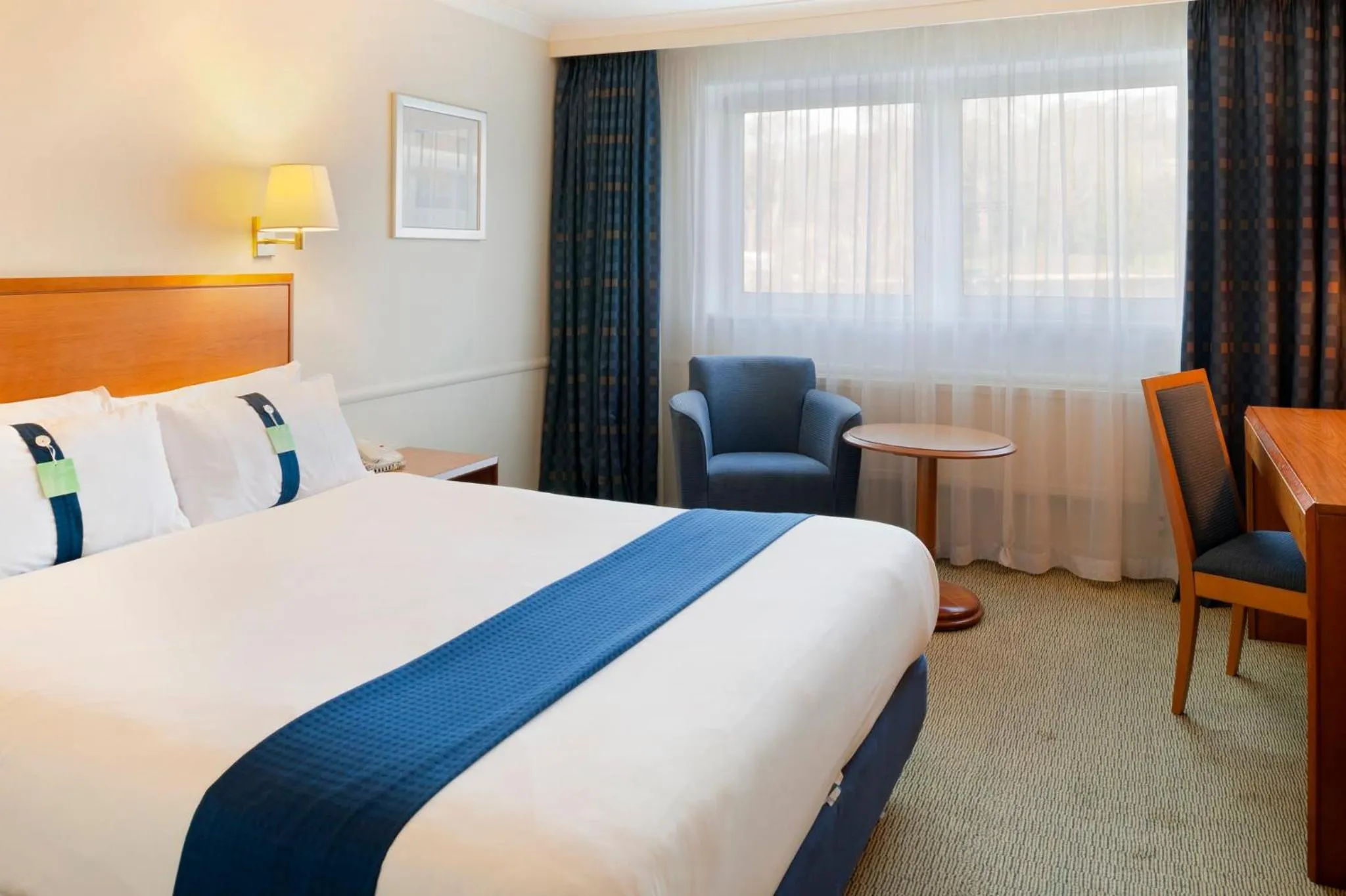 Photo of the whole room, Bed in Holiday Inn Edinburgh Zoo by IHG