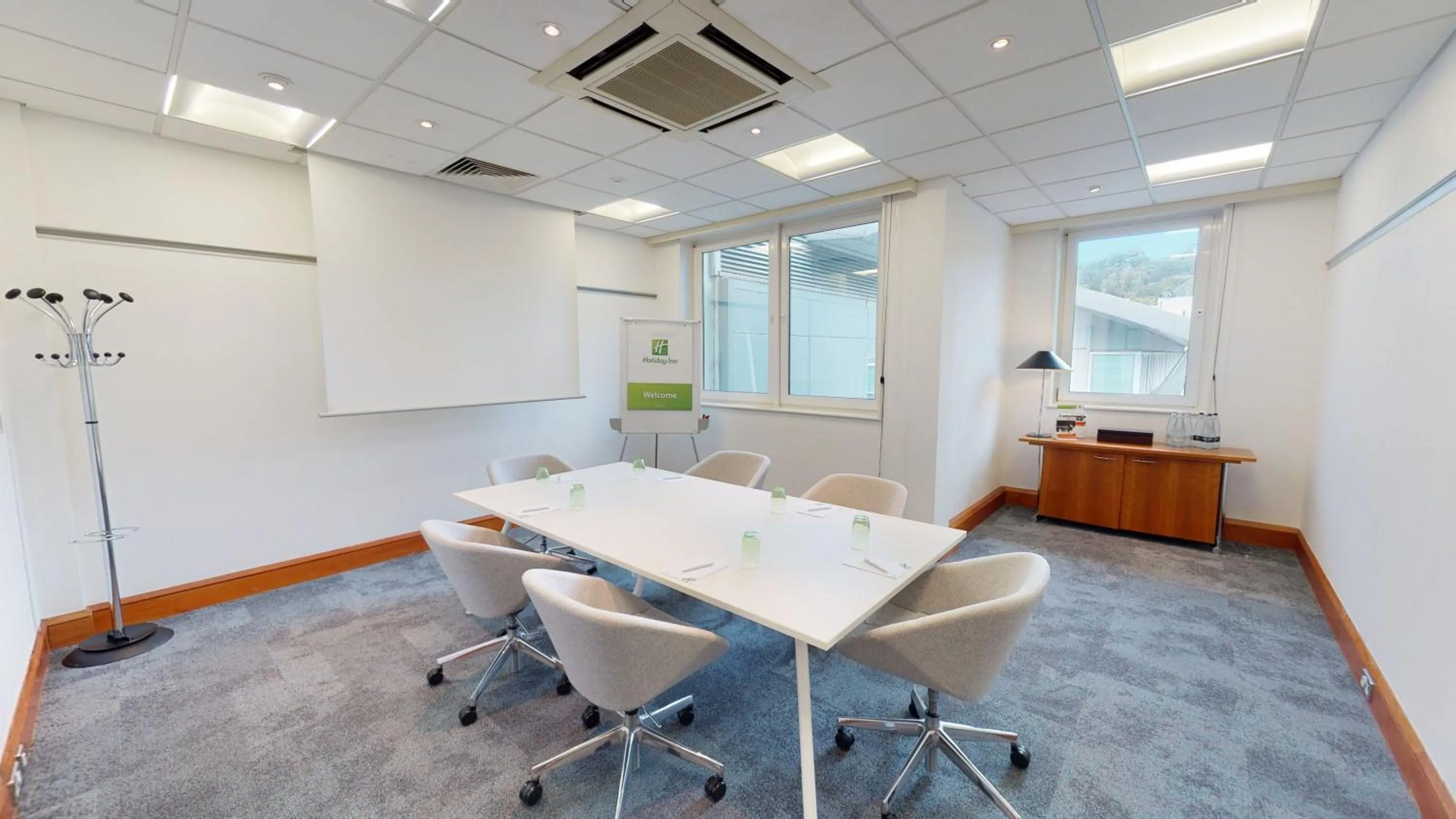 Meeting/conference room in Holiday Inn Edinburgh Zoo by IHG