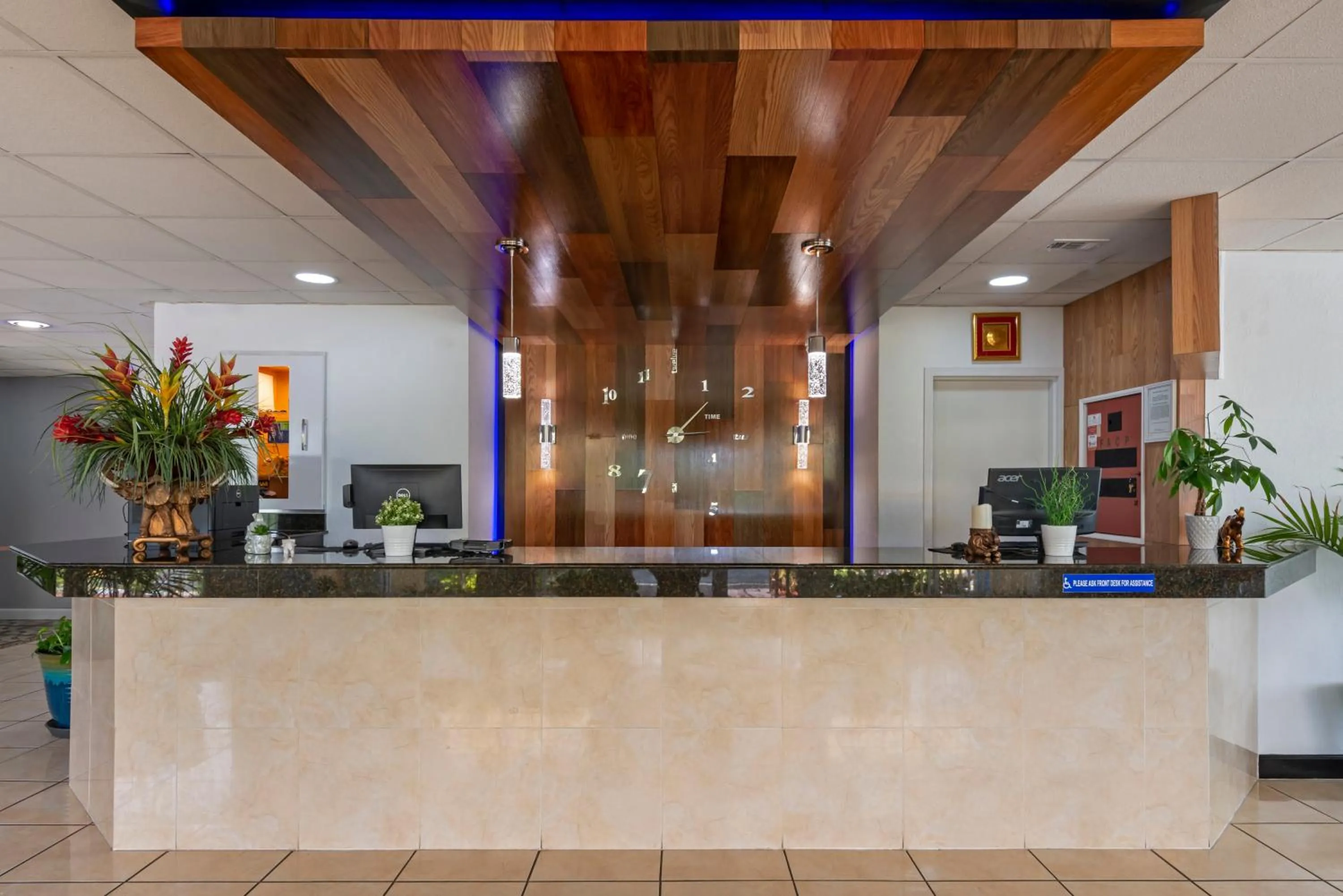 Lobby or reception in Rodeway Inn Clermont North