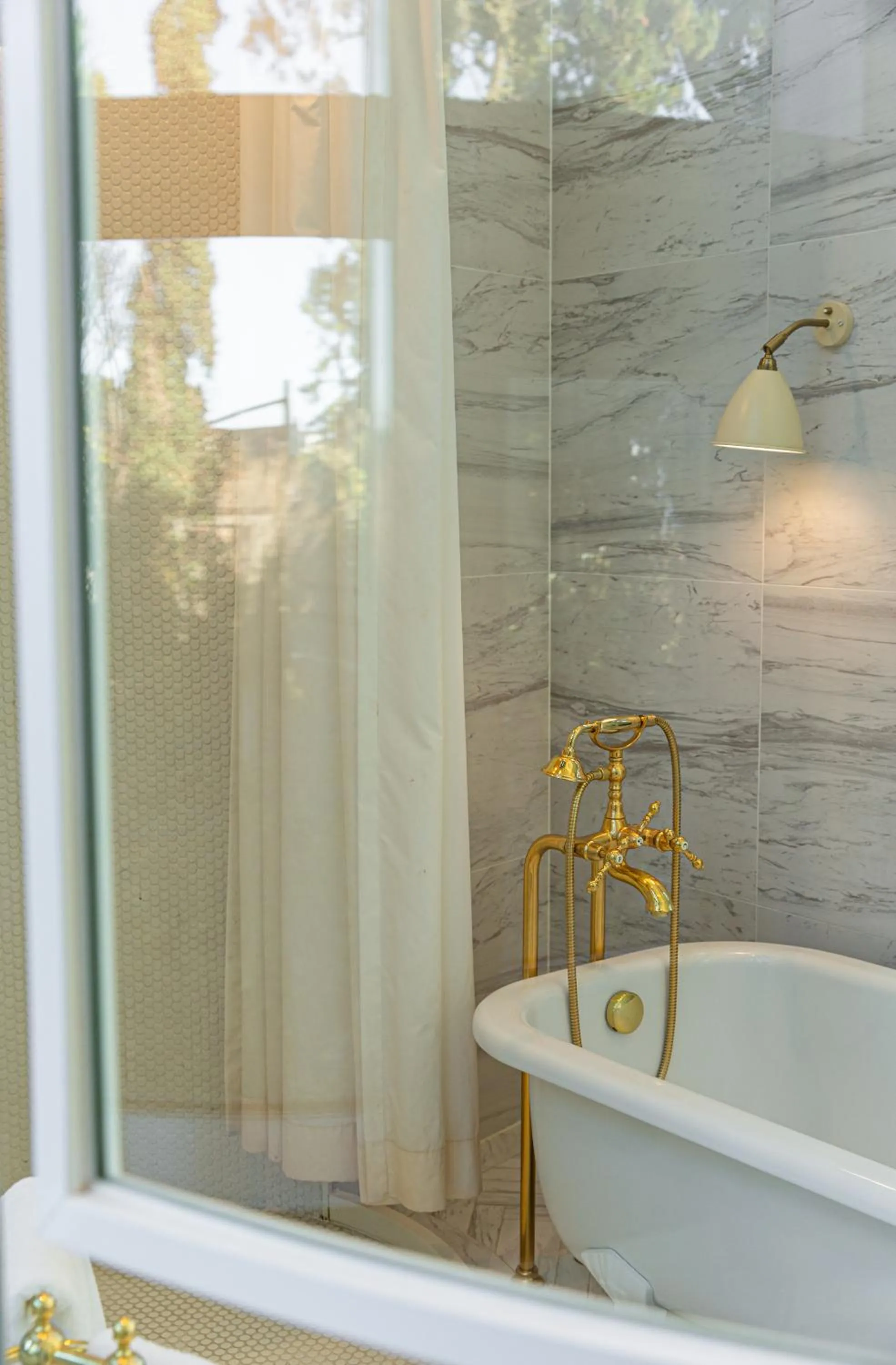 Bath in Playce Camp Jeju