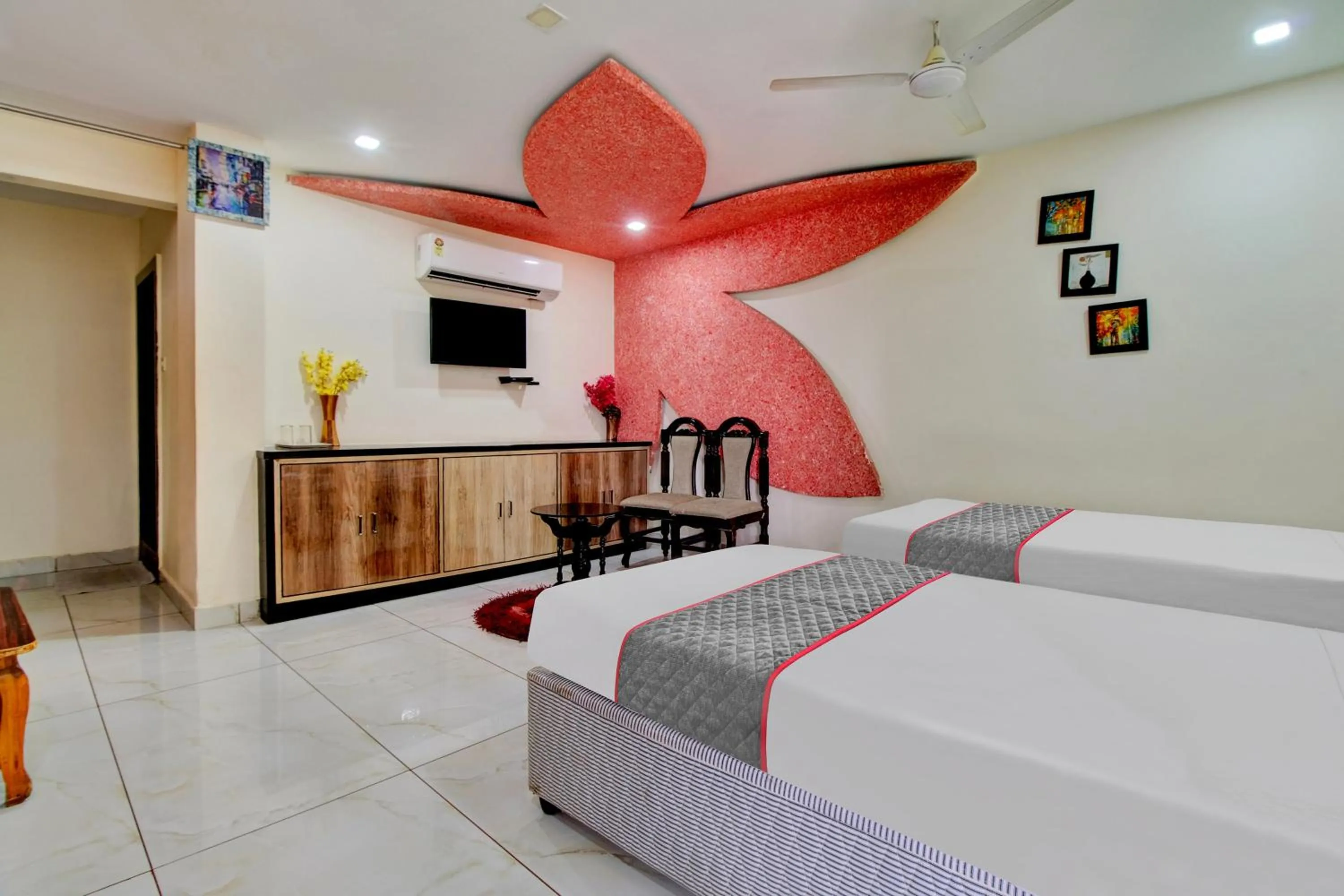 Bedroom in Hotel O Jaya Fortune