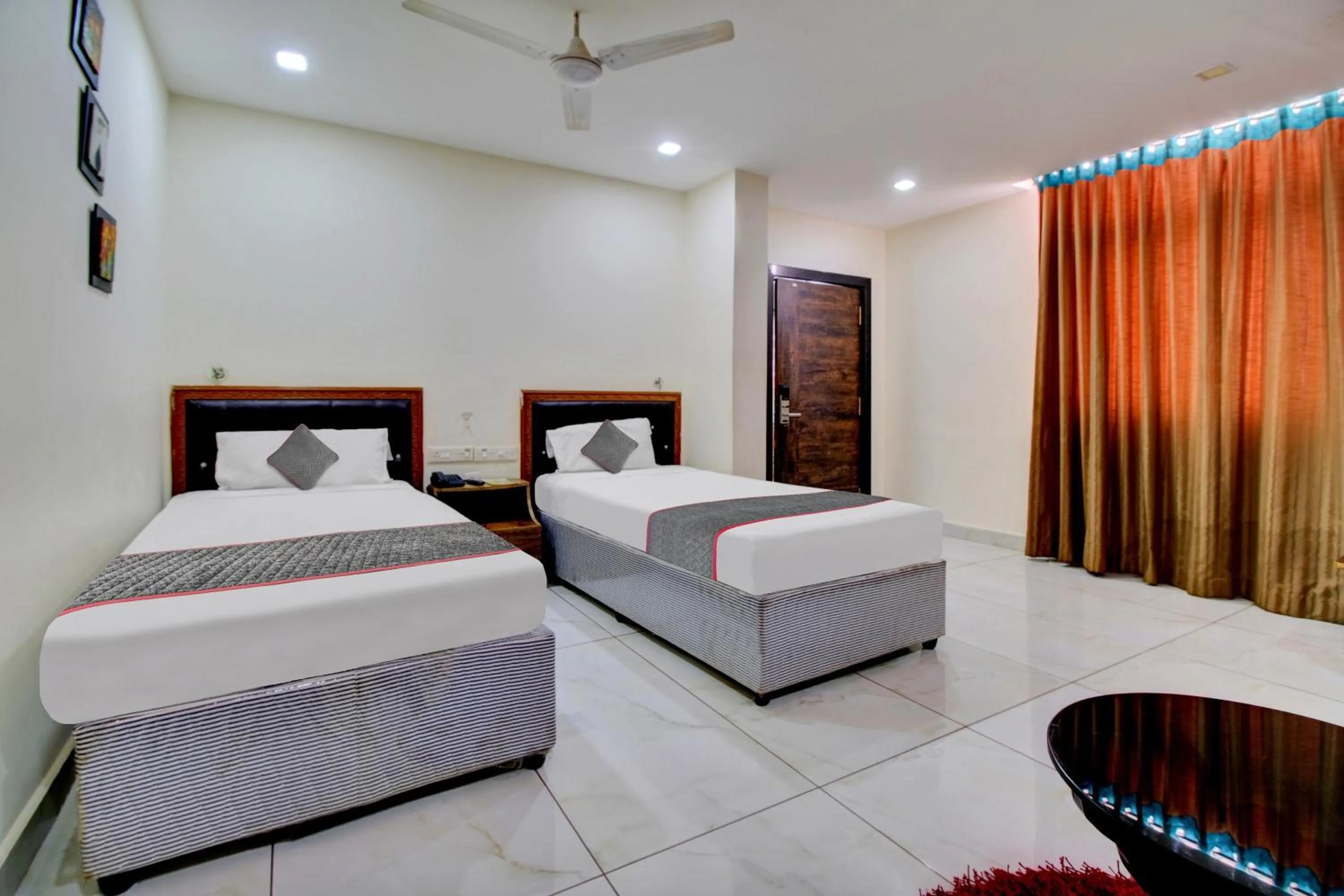 Bedroom, Bed in Hotel O Jaya Fortune