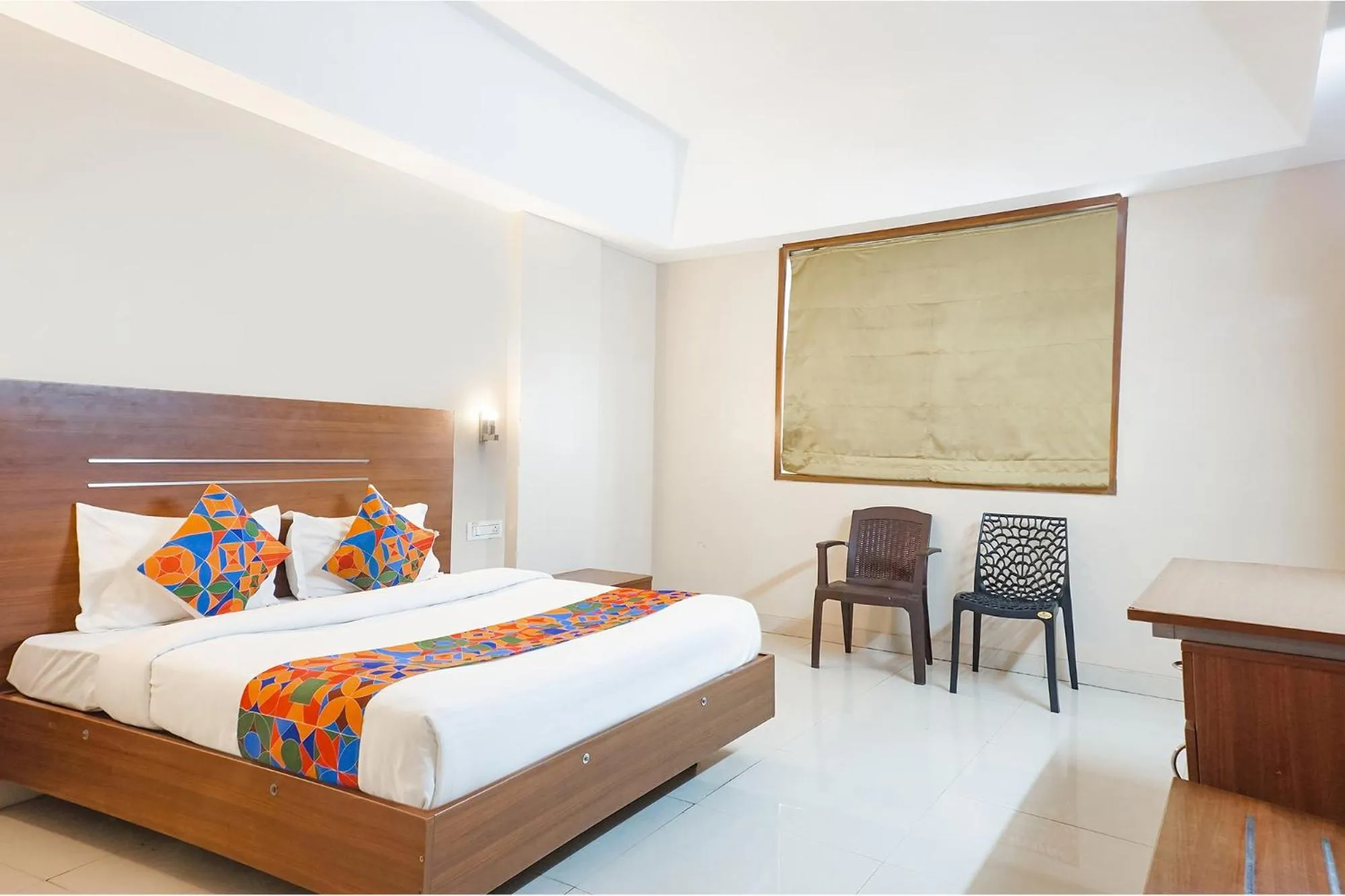 Bed in FabHotel Classic Executive