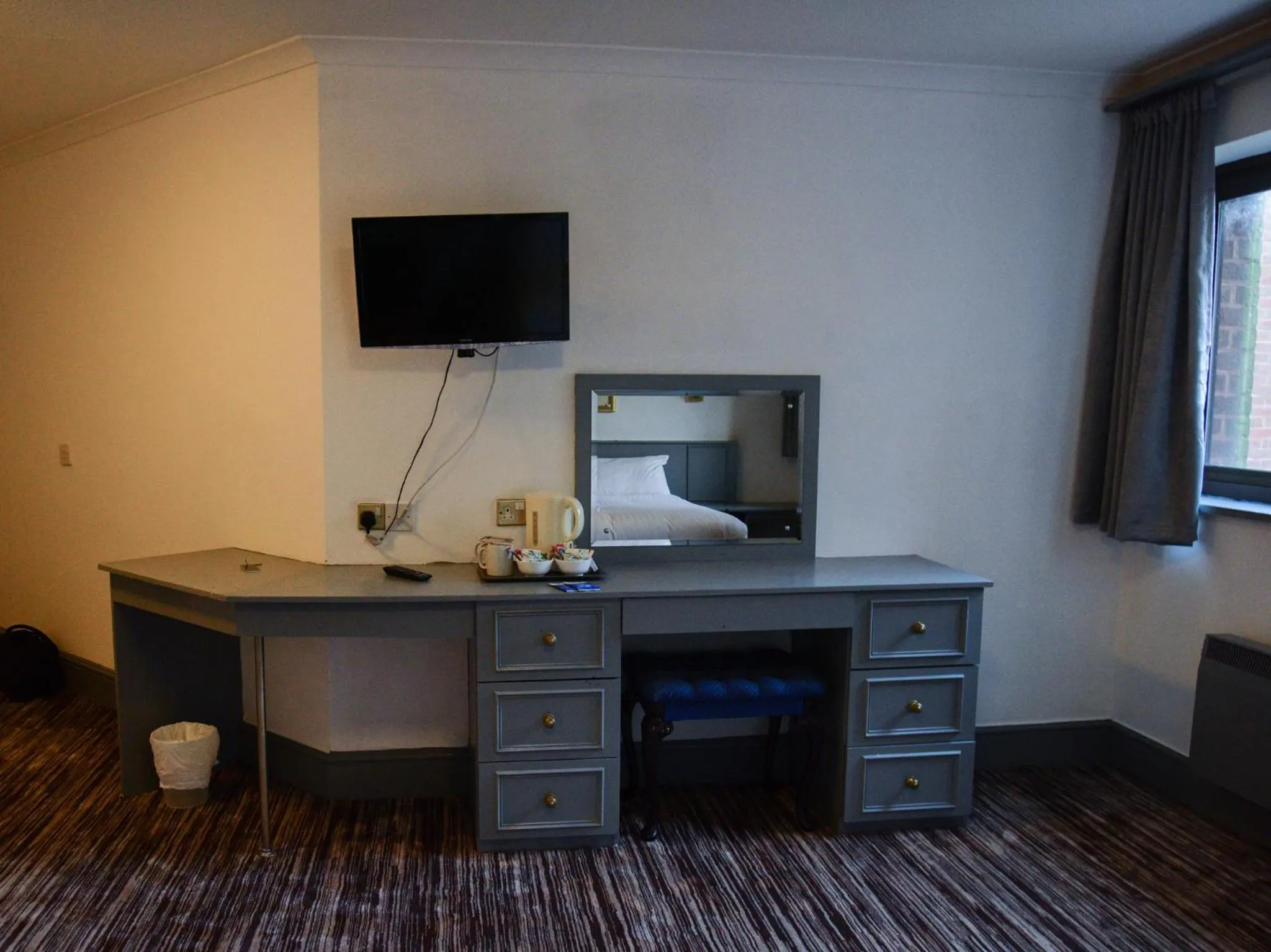 TV and multimedia in Himley Country Hotel