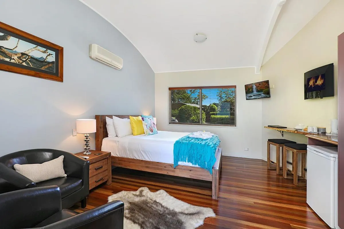 Bed in Maleny Terrace Cottages