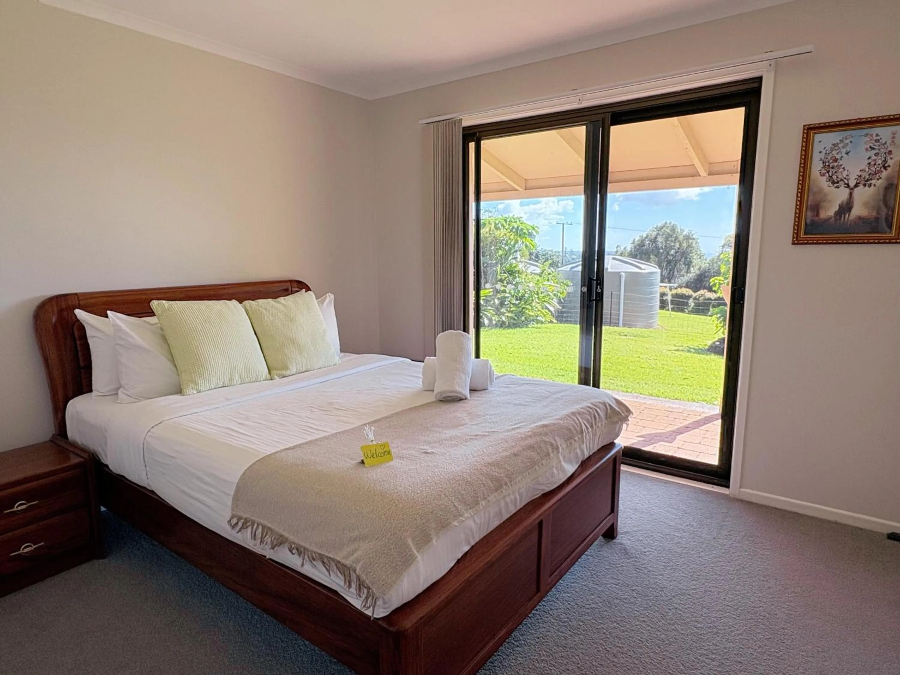 Bed in Maleny Terrace Cottages