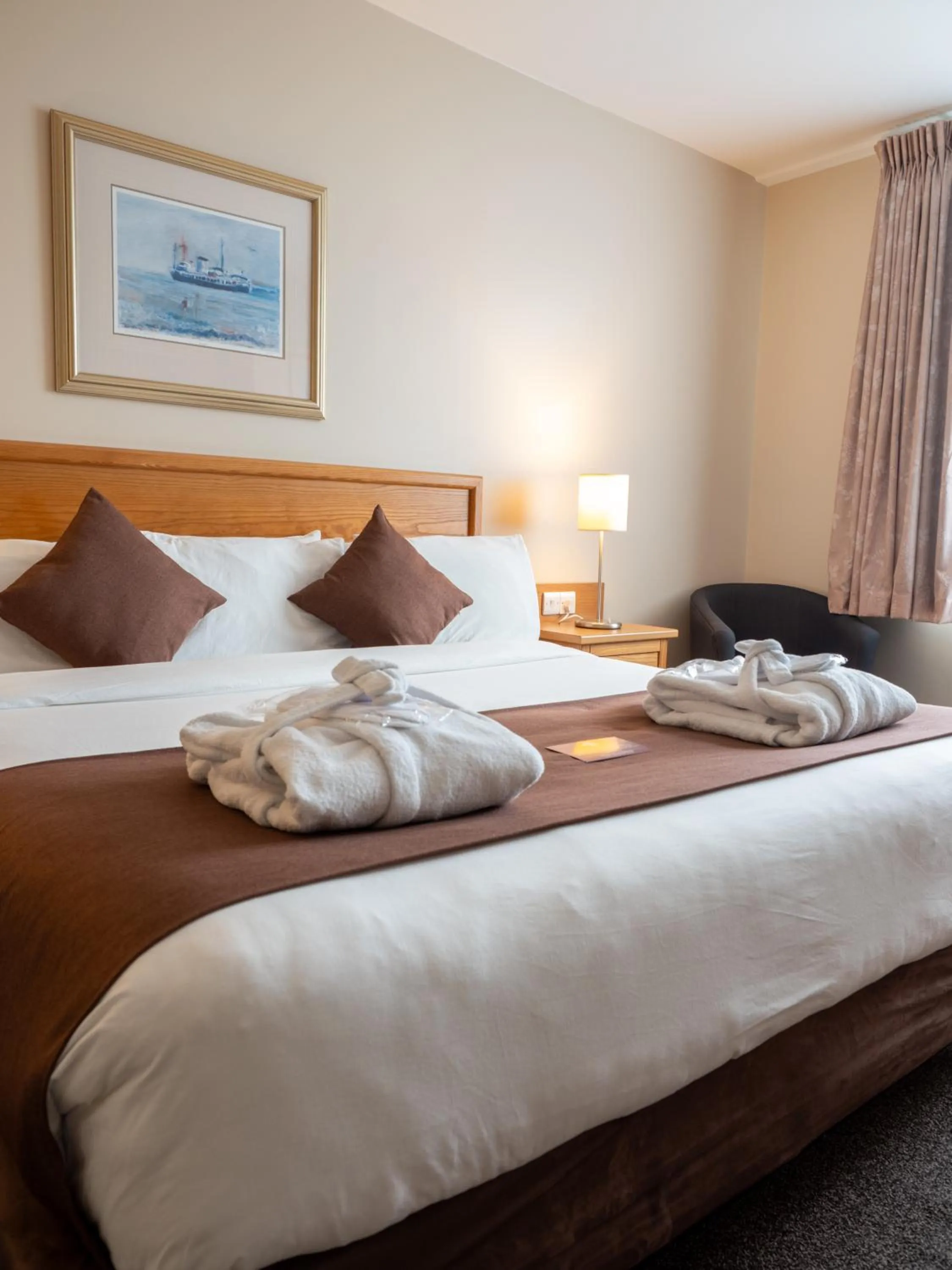 Bed in Future Inn Plymouth