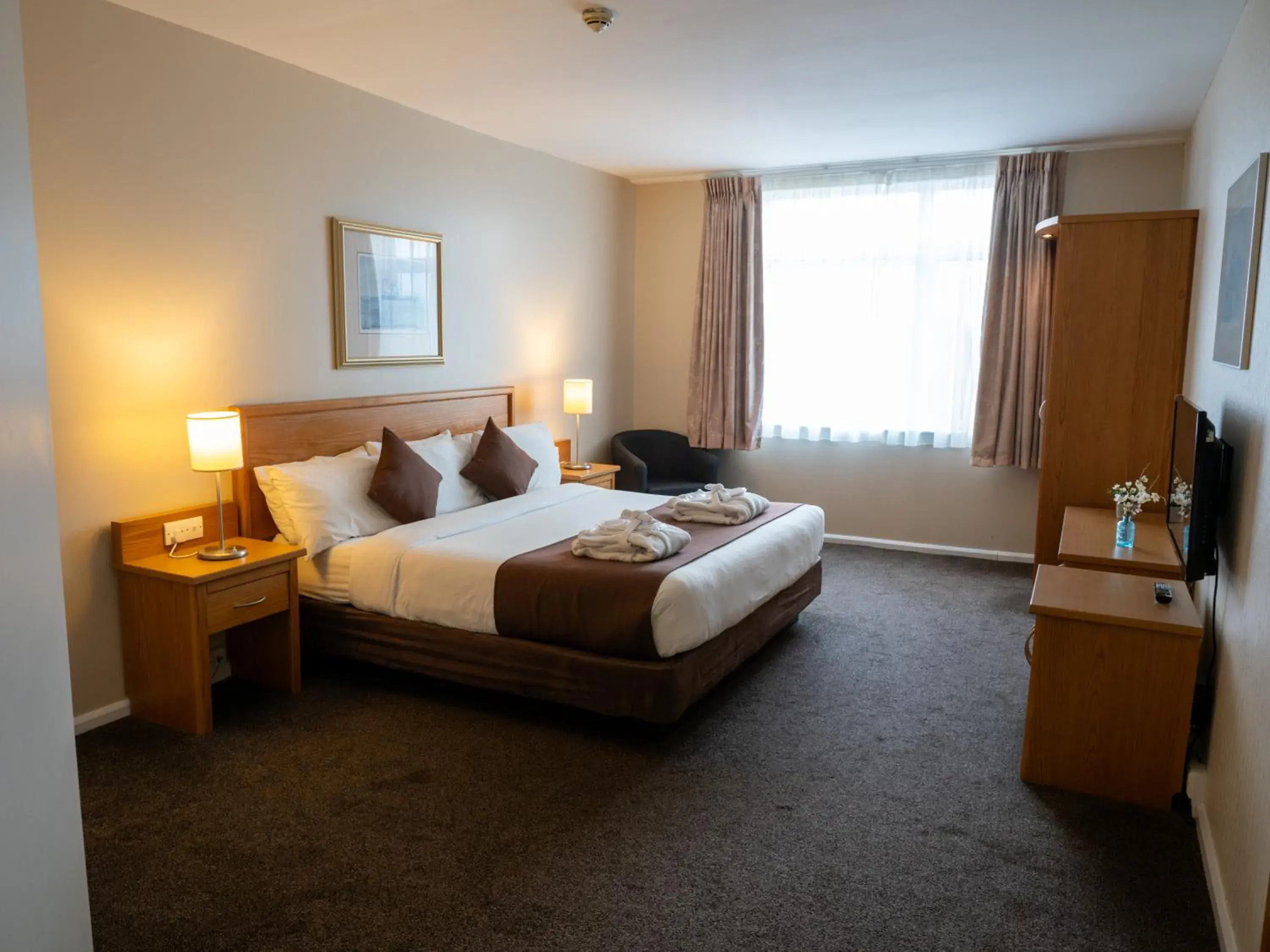 Bedroom, Bed in Future Inn Plymouth Bedroom, Bed in Future Inn Plymouth