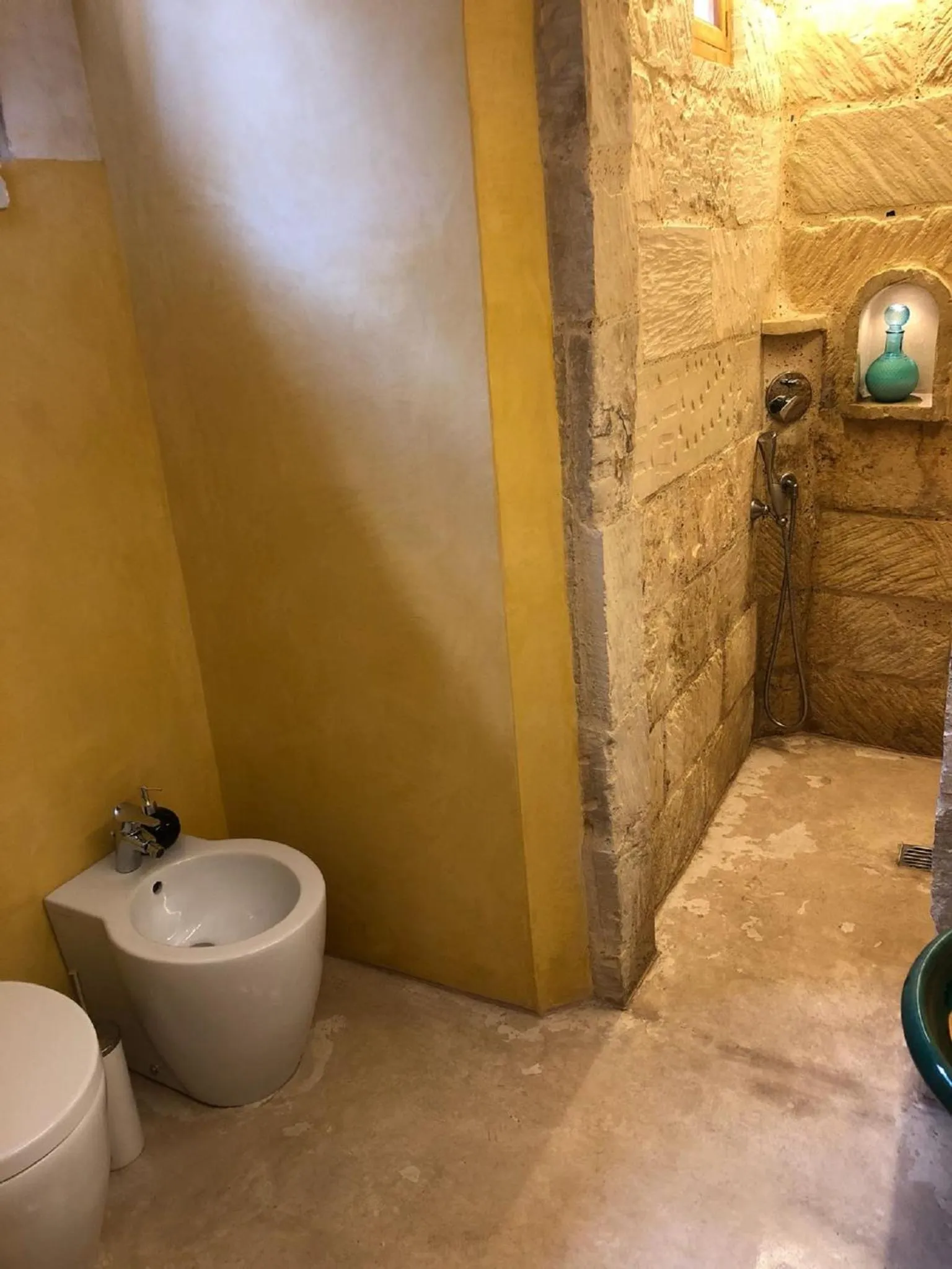 Bathroom in Borgoincorte