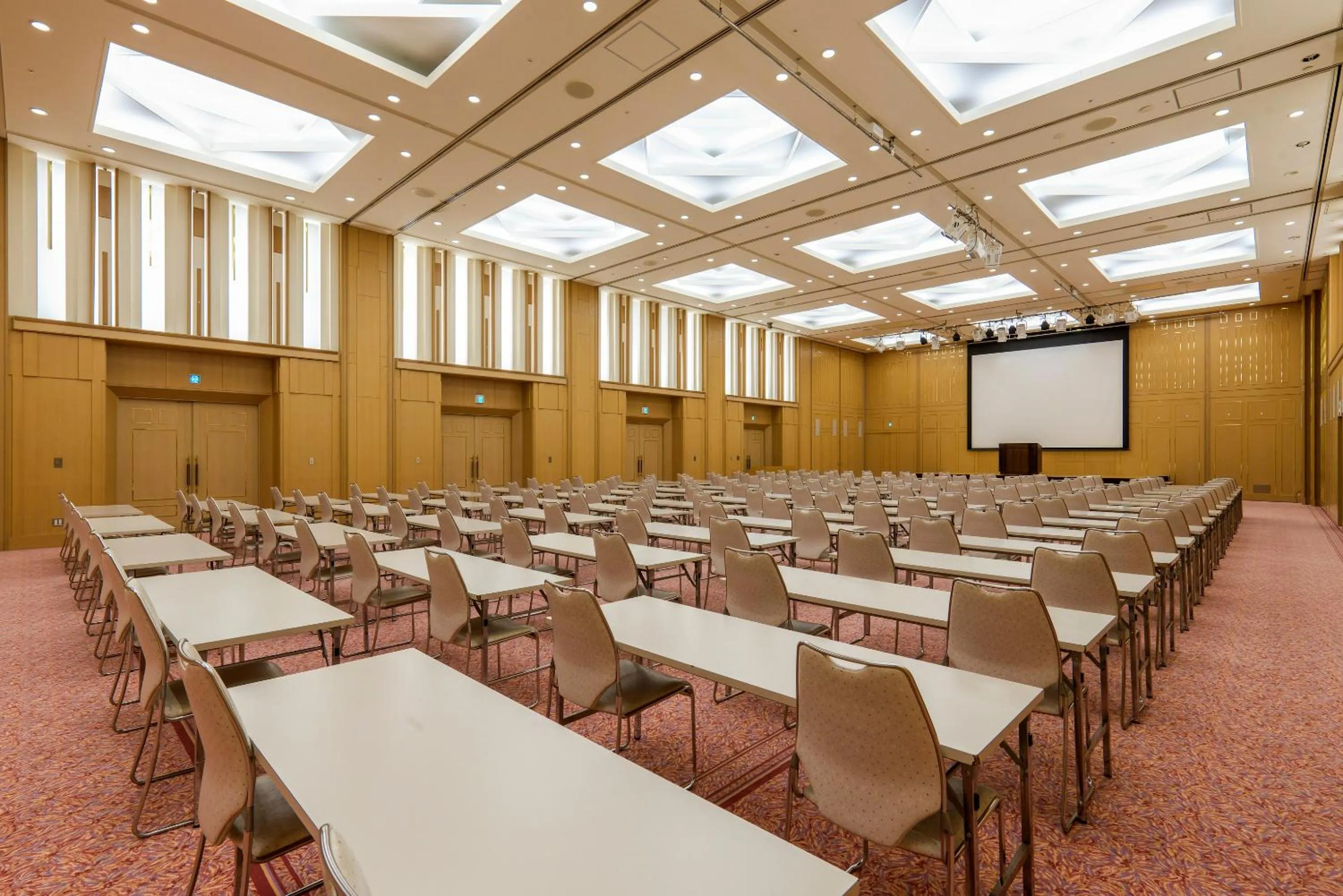 Meeting/conference room in New Welcity Yugawara