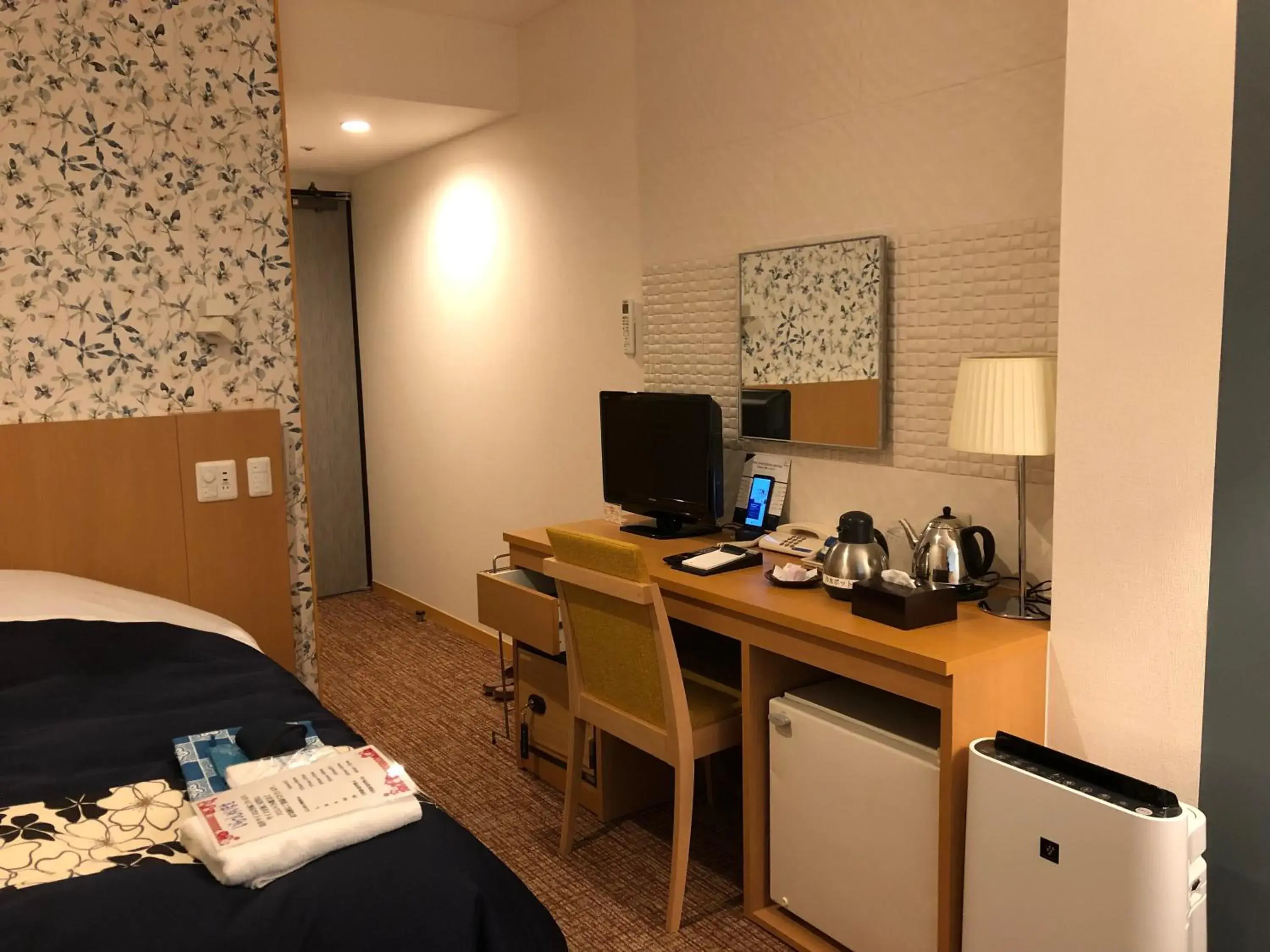 Bed in New Welcity Yugawara Bed in New Welcity Yugawara