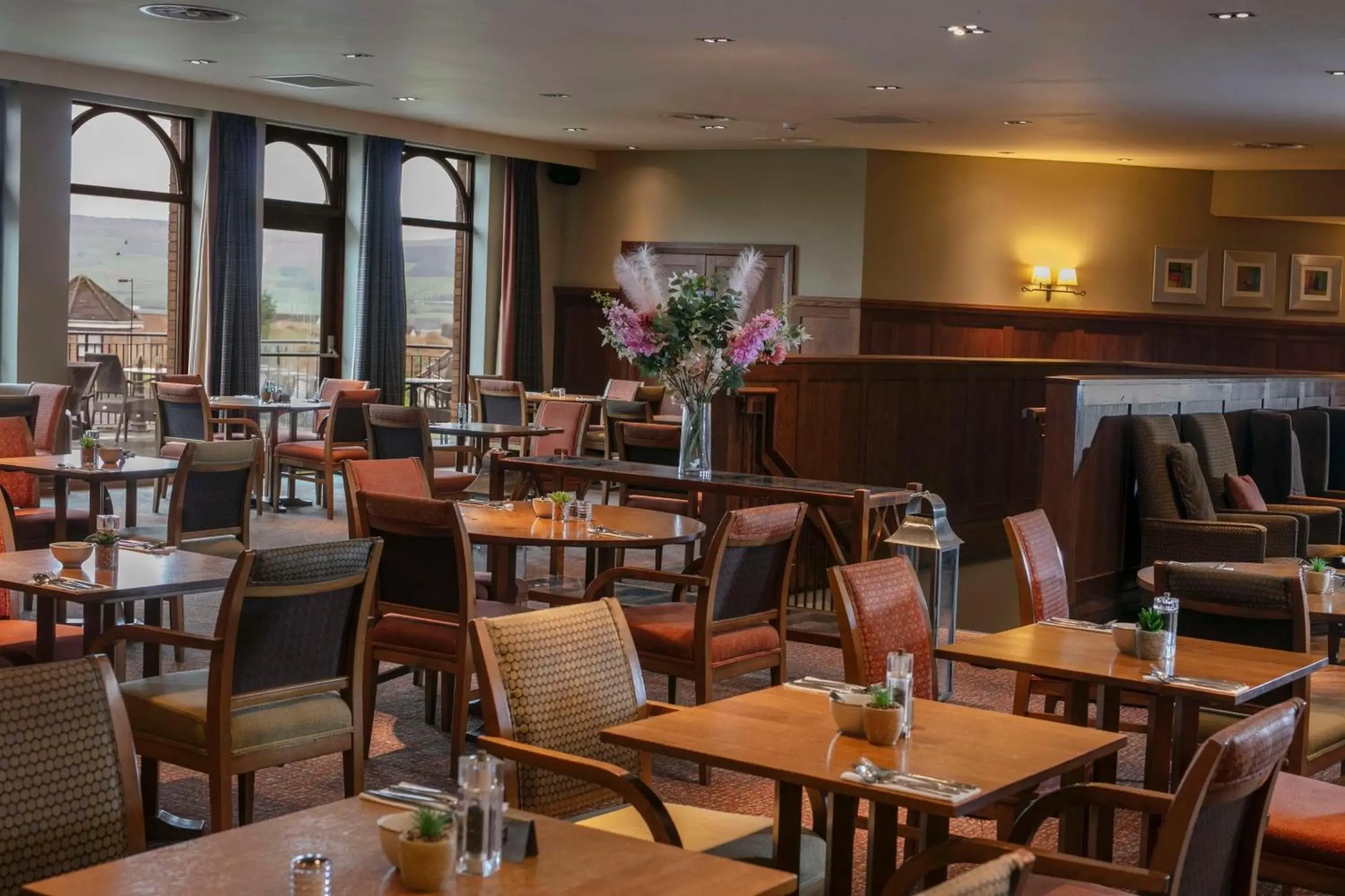 Lounge or bar in Glasgow Westerwood Hotel, Spa & Golf Resort Lounge or bar in Glasgow Westerwood Hotel, Spa & Golf Resort