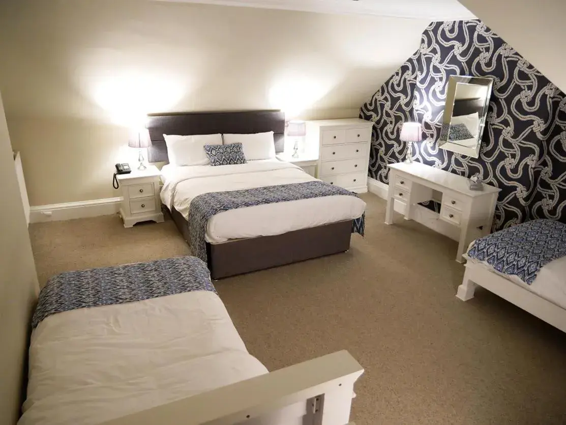 Family Room in The Victoria Hotel Family Room in The Victoria Hotel