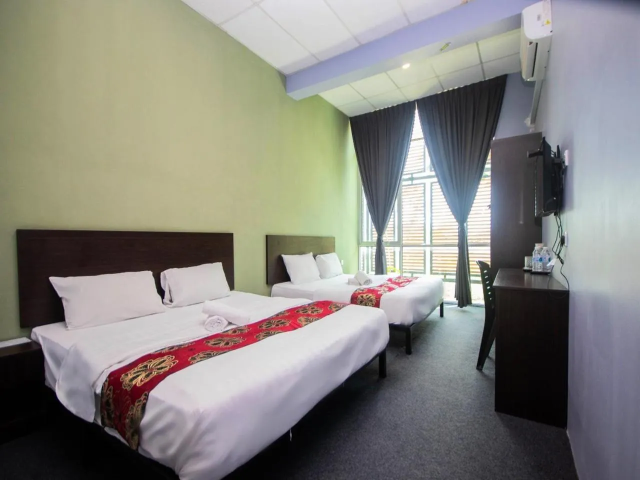 Bed in JQ BL Hotel, Ipoh