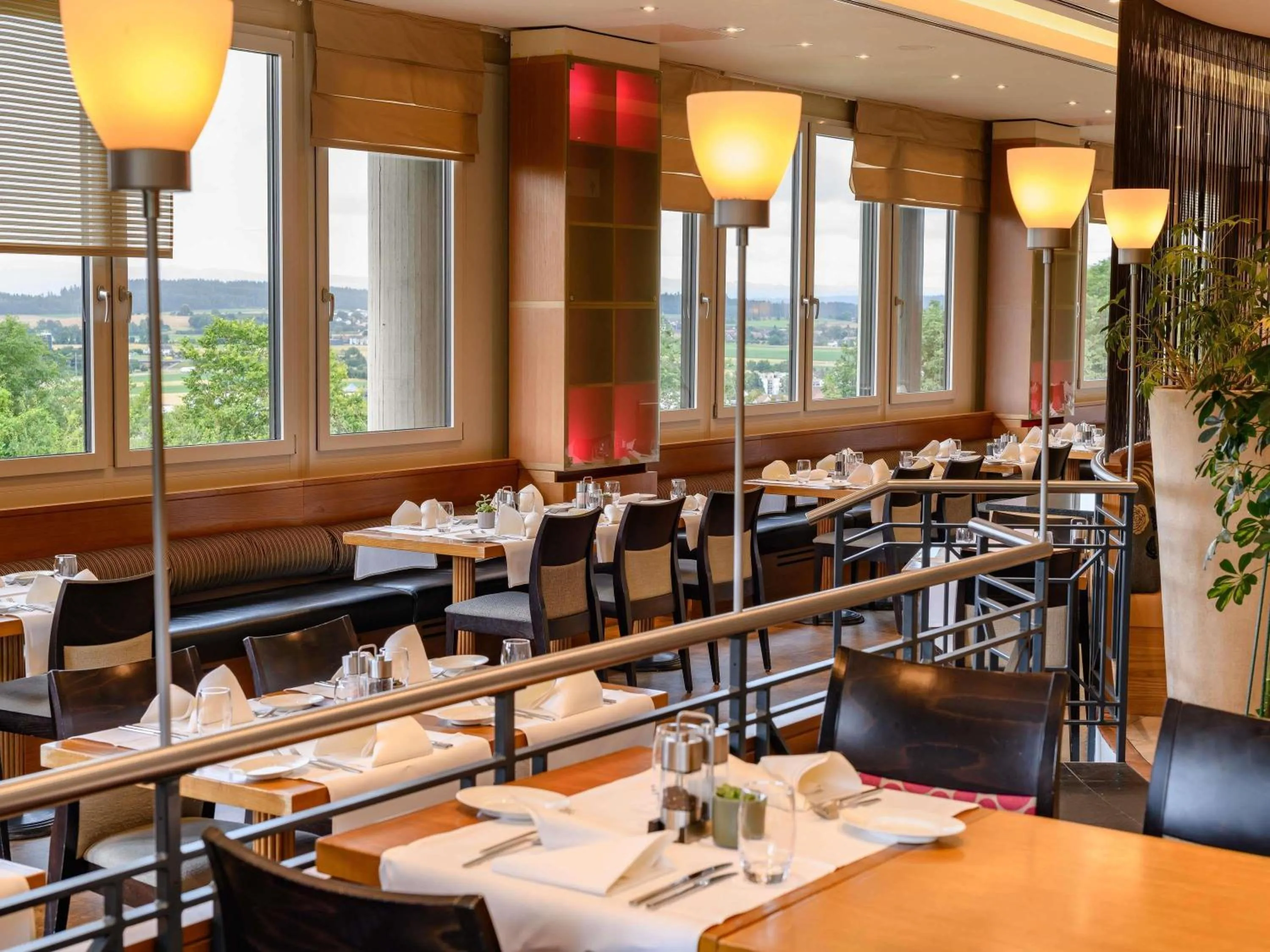 Restaurant/places to eat in Mövenpick Hotel Egerkingen