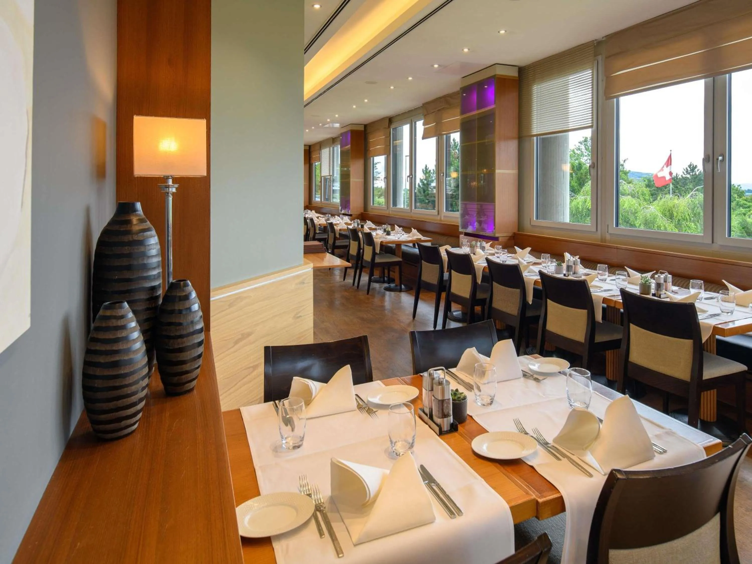 Restaurant/places to eat in Mövenpick Hotel Egerkingen