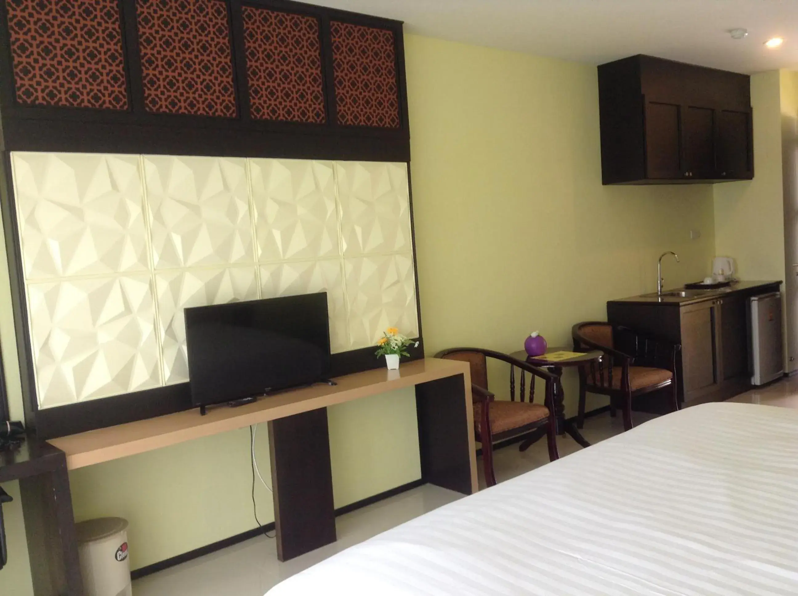 Bedroom, Bed in Phuket Chinoinn-SHAPlus Certified Bedroom, Bed in Phuket Chinoinn-SHAPlus Certified