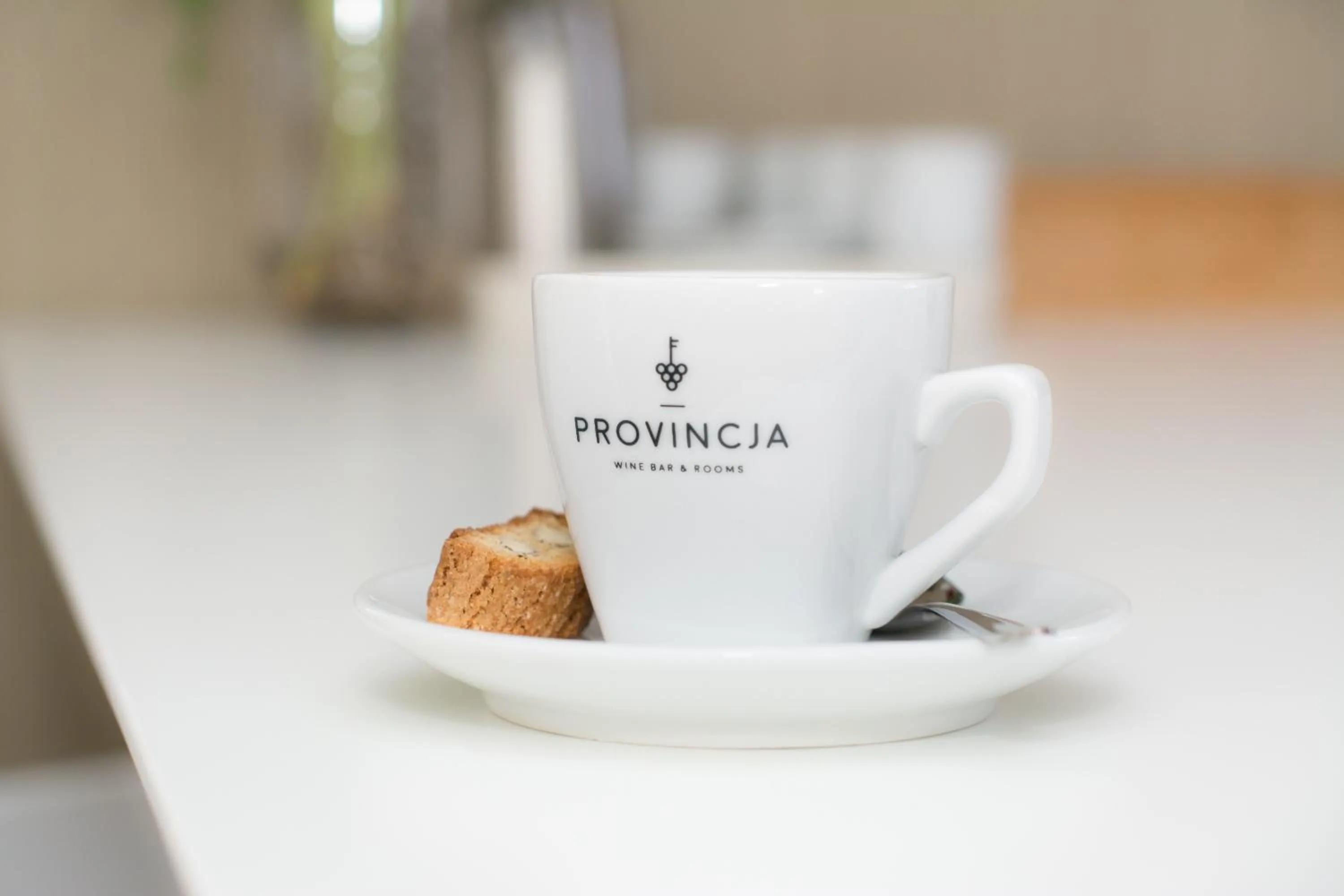 Coffee/tea facilities in Boutique Provincja Winebar & Rooms