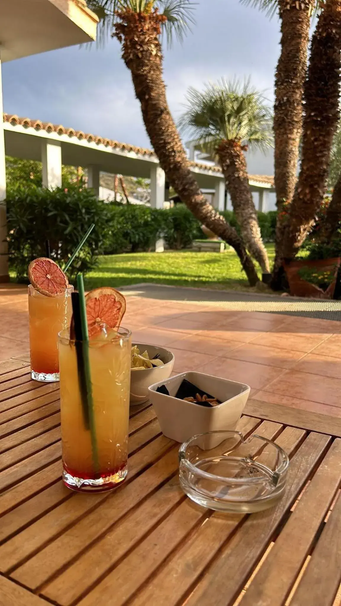 Food and drinks in iH Hotels Le Zagare Resort Food and drinks in iH Hotels Le Zagare Resort