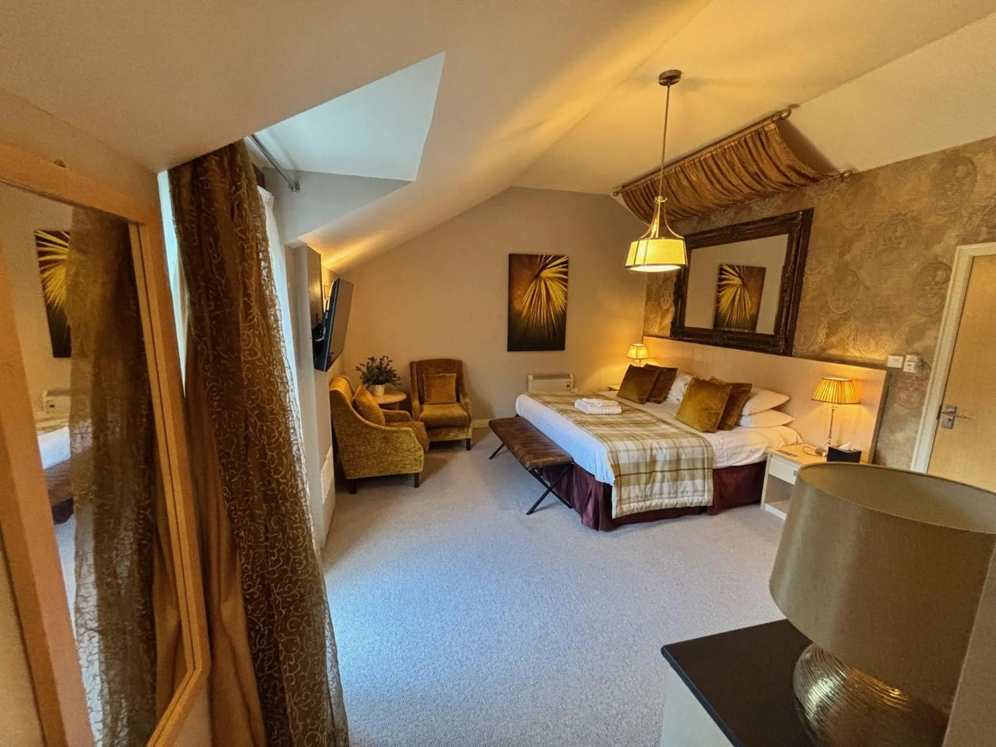 Bed in Herriots Hotel