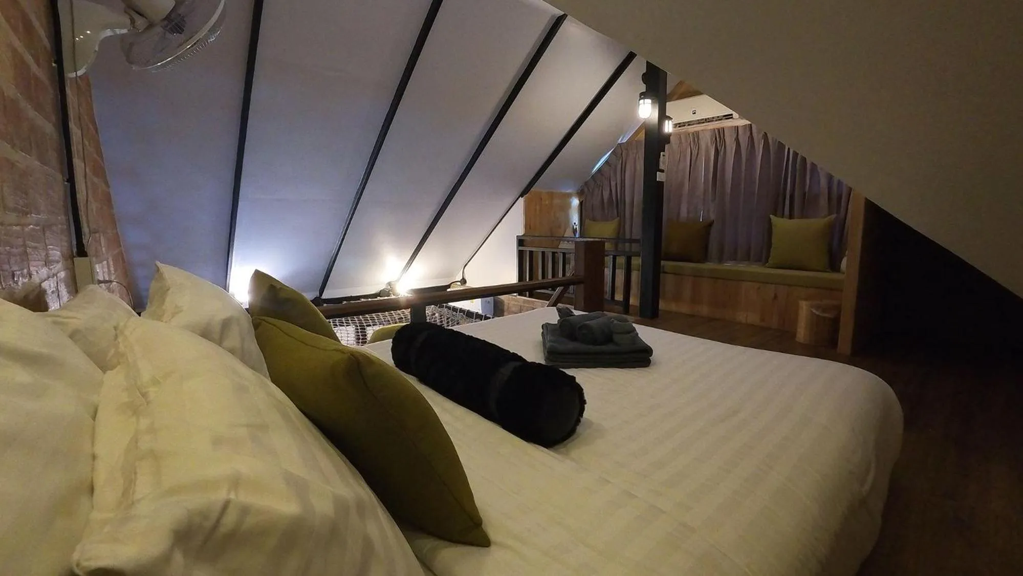 Bed in Tolani Riverside Villa