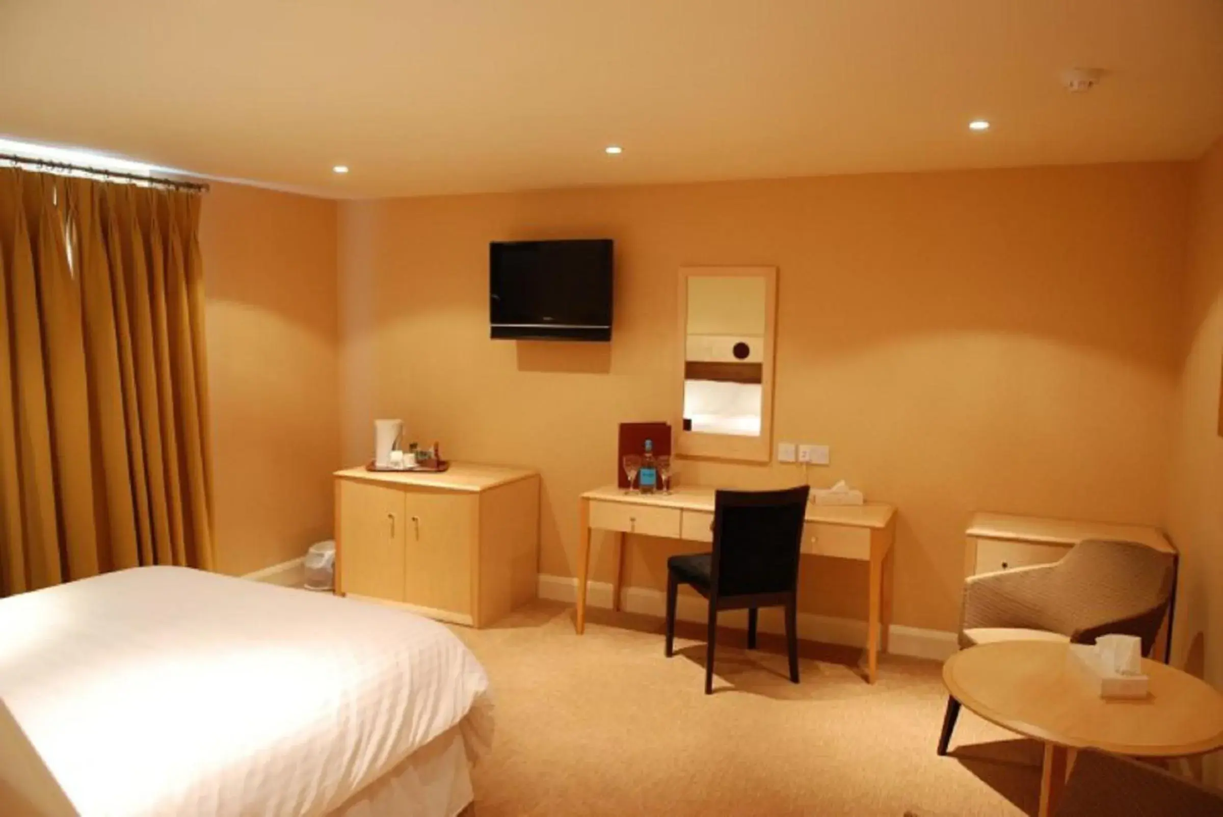 Bed in The Trouville Bournemouth Bed in The Trouville Bournemouth