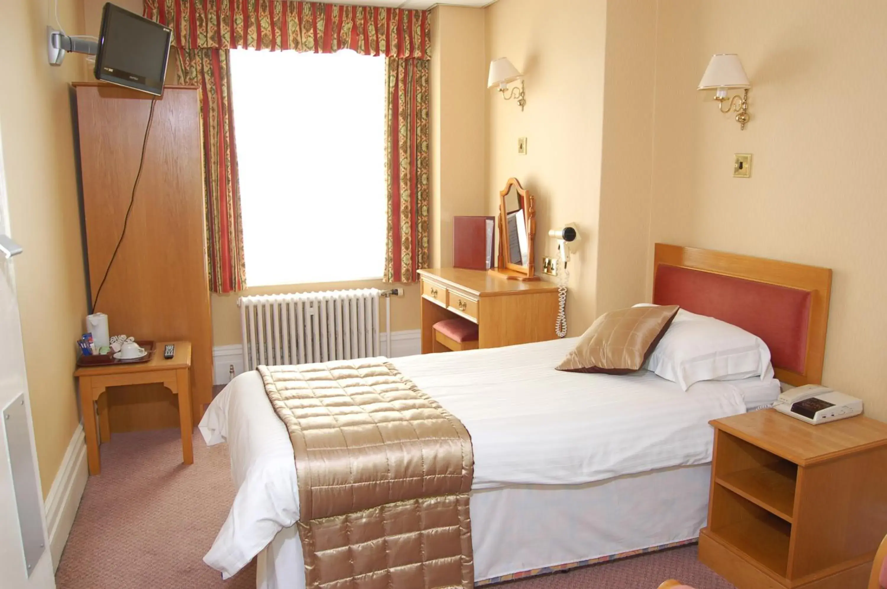 Bedroom, Bed in The Trouville Bournemouth Bedroom, Bed in The Trouville Bournemouth