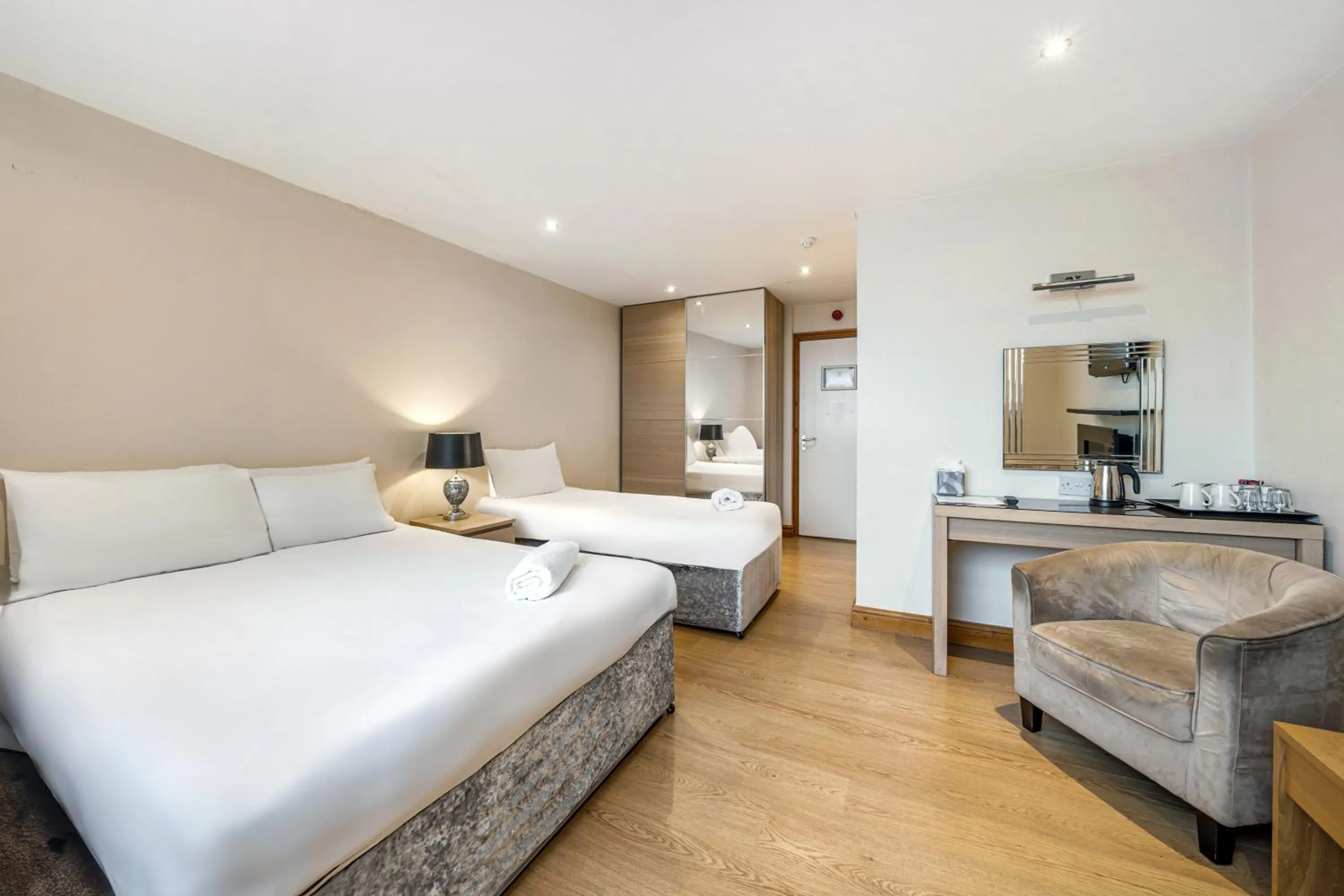 Bedroom, Bed in Bluewaters Hotel Blackpool