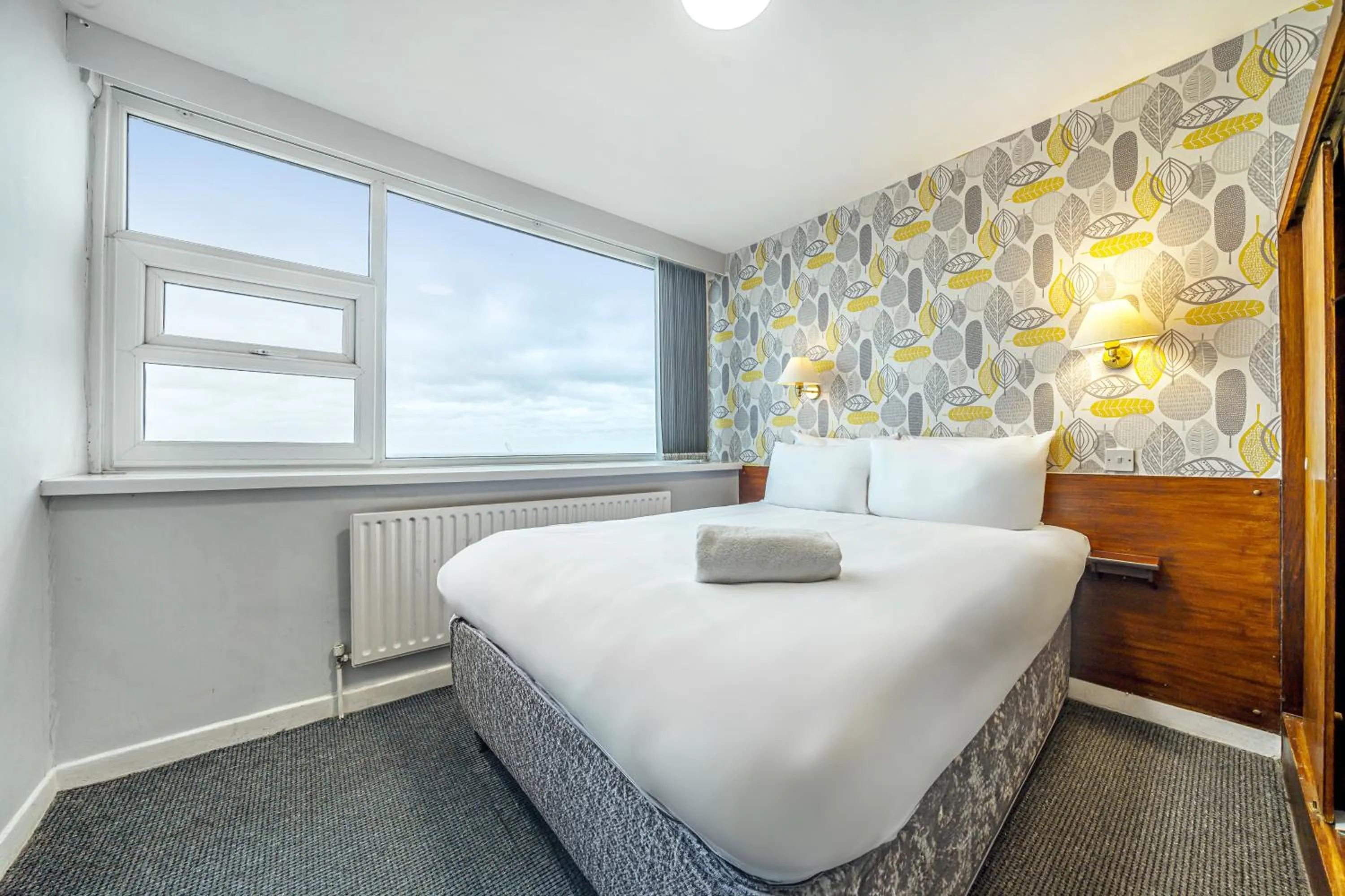 Bedroom, Bed in Bluewaters Hotel Blackpool