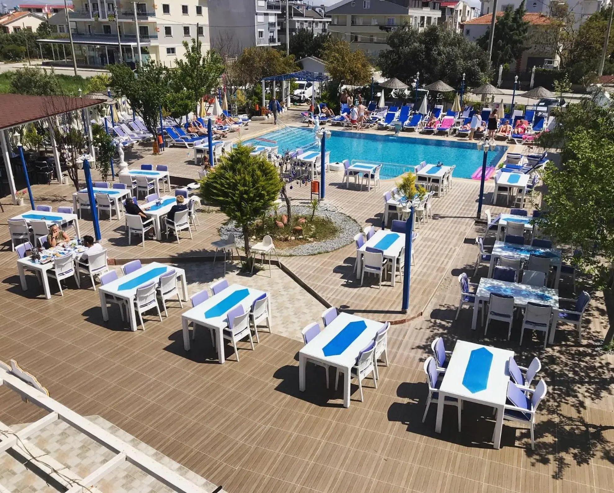 Property building in Mavi Pansiyon & Restaurant Property building in Mavi Pansiyon & Restaurant