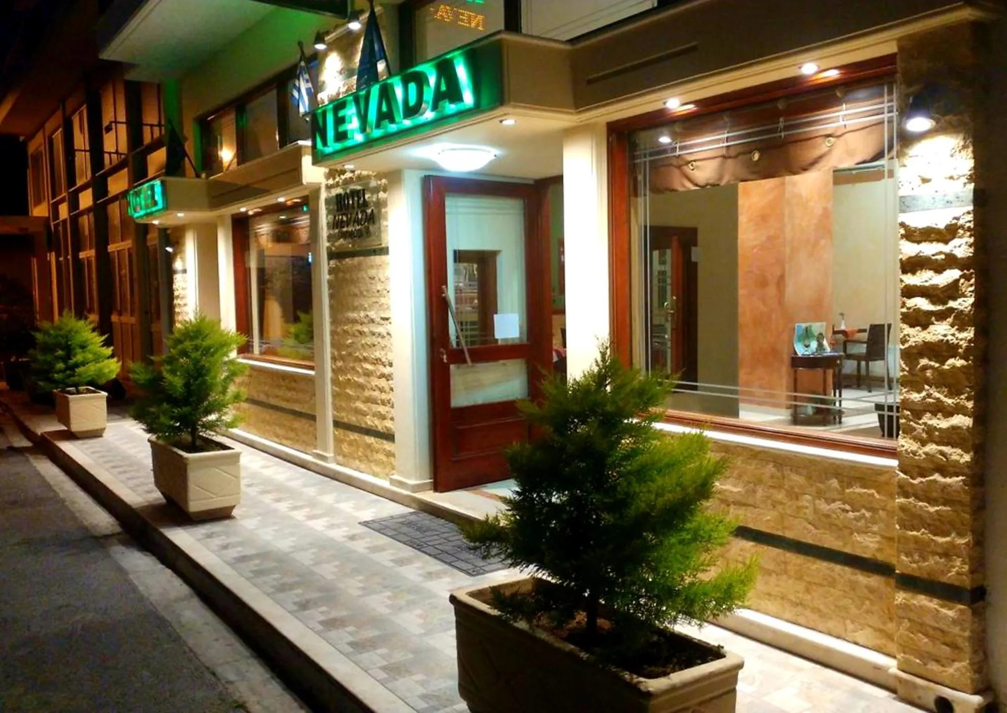 Facade/entrance in Hotel Nevada Kalamata
